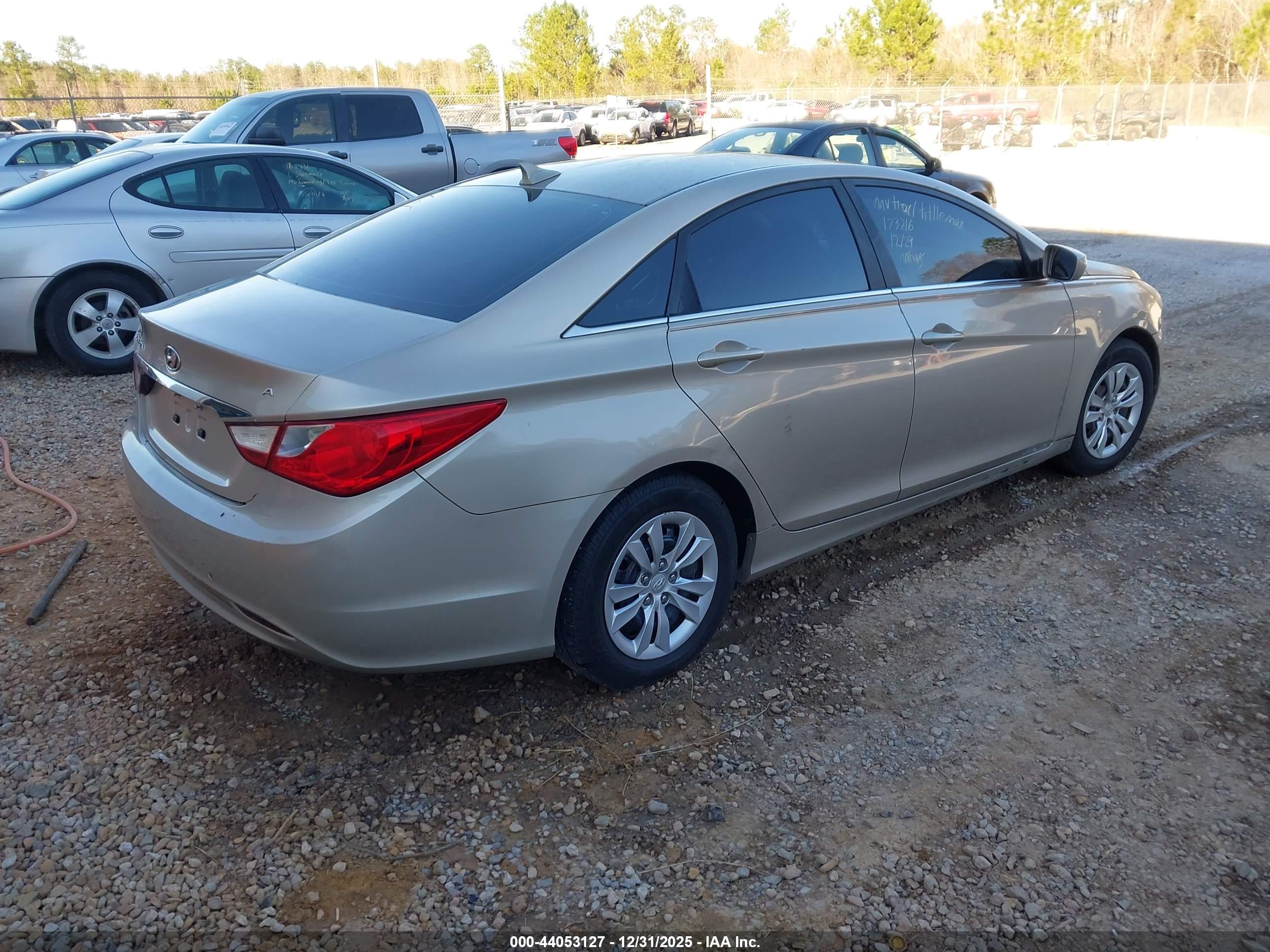 HYUNDAI SONATA image 4
