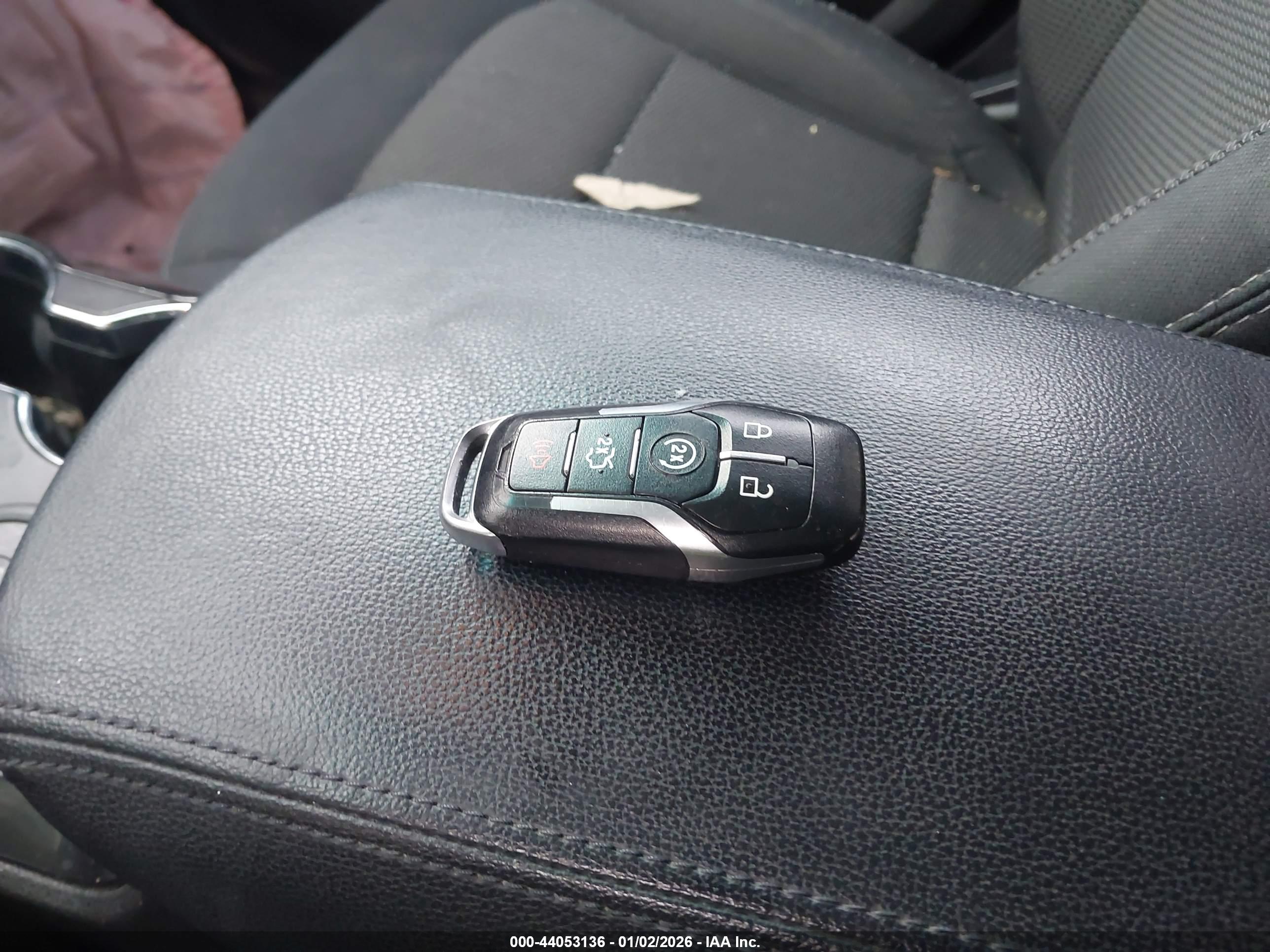 FORD EXPLORER image 11