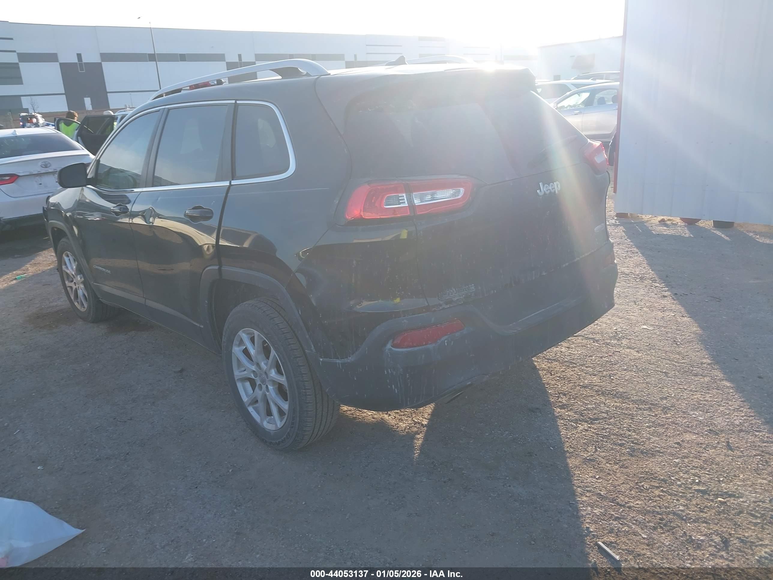JEEP CHEROKEE image 3