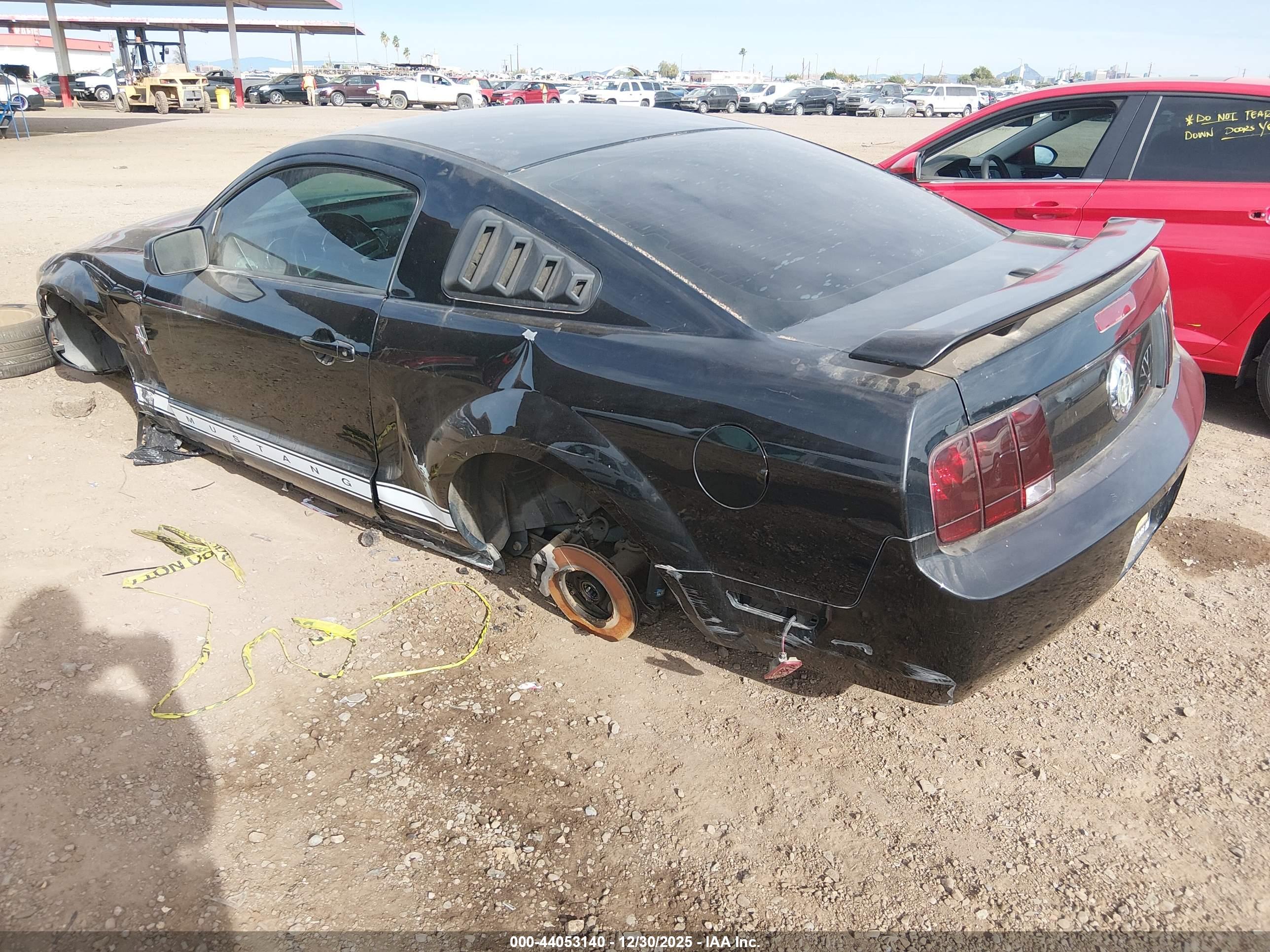 FORD MUSTANG image 3