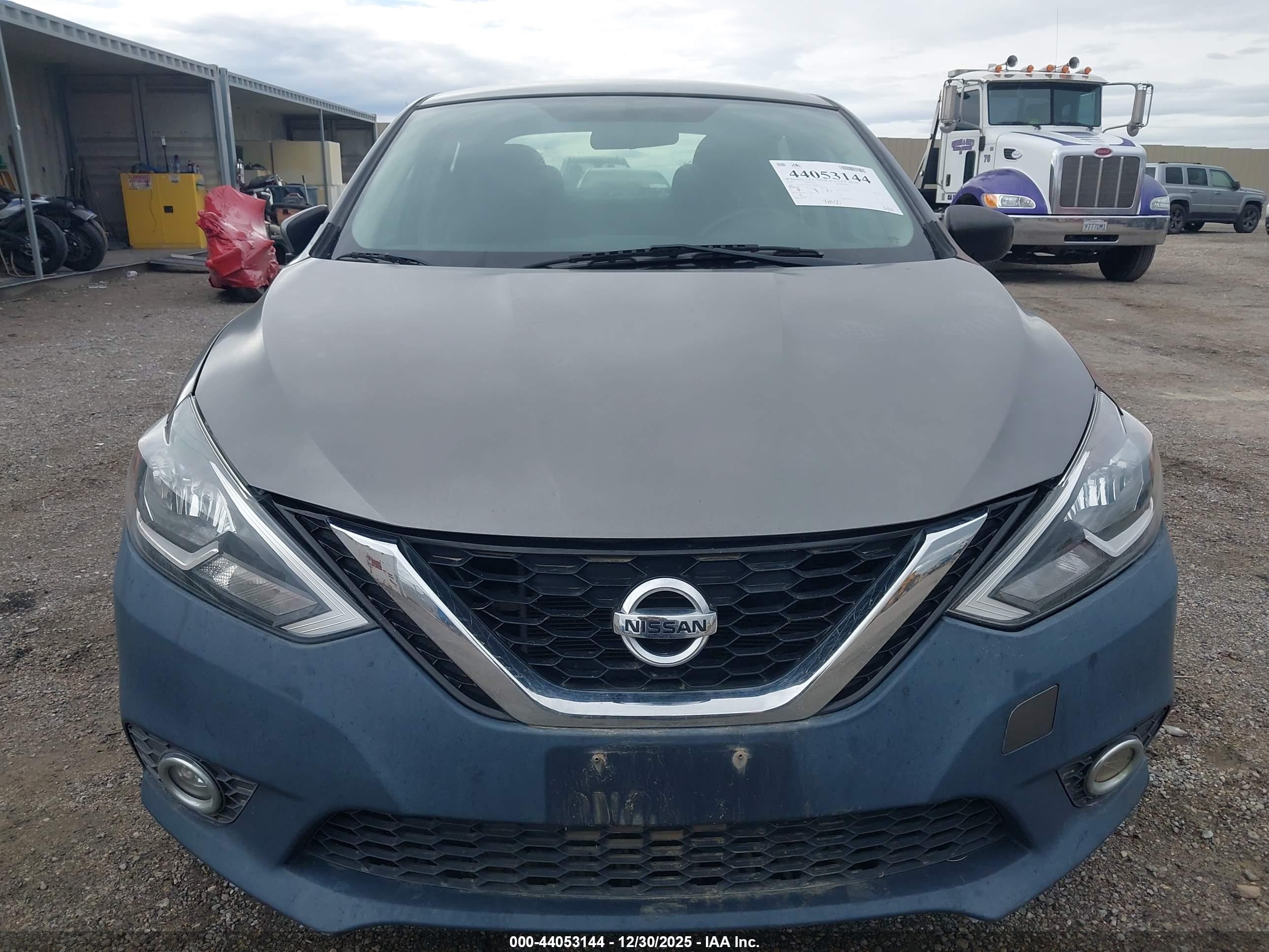 NISSAN SENTRA image 6