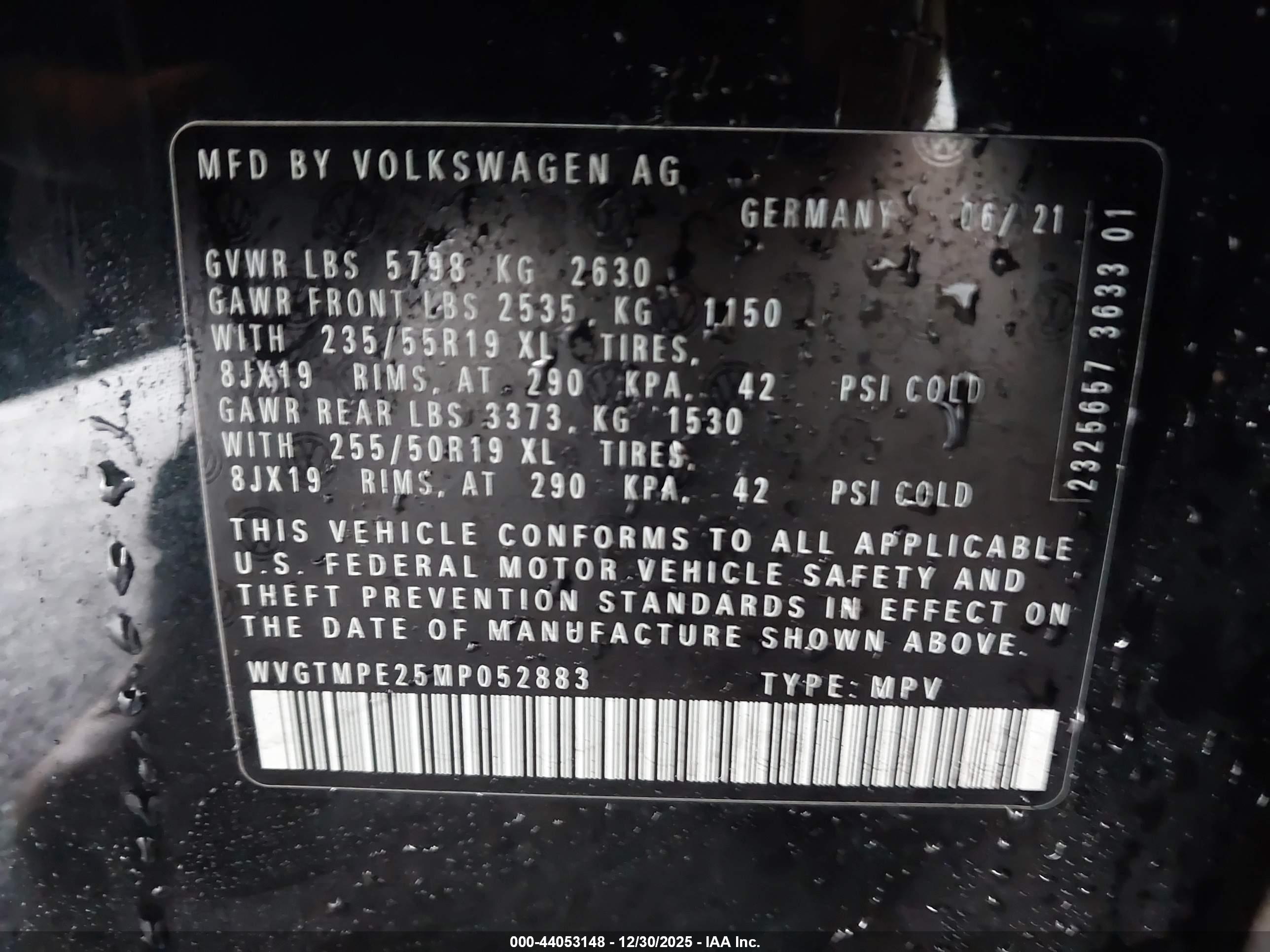 VOLKSWAGEN ID.4 image 9
