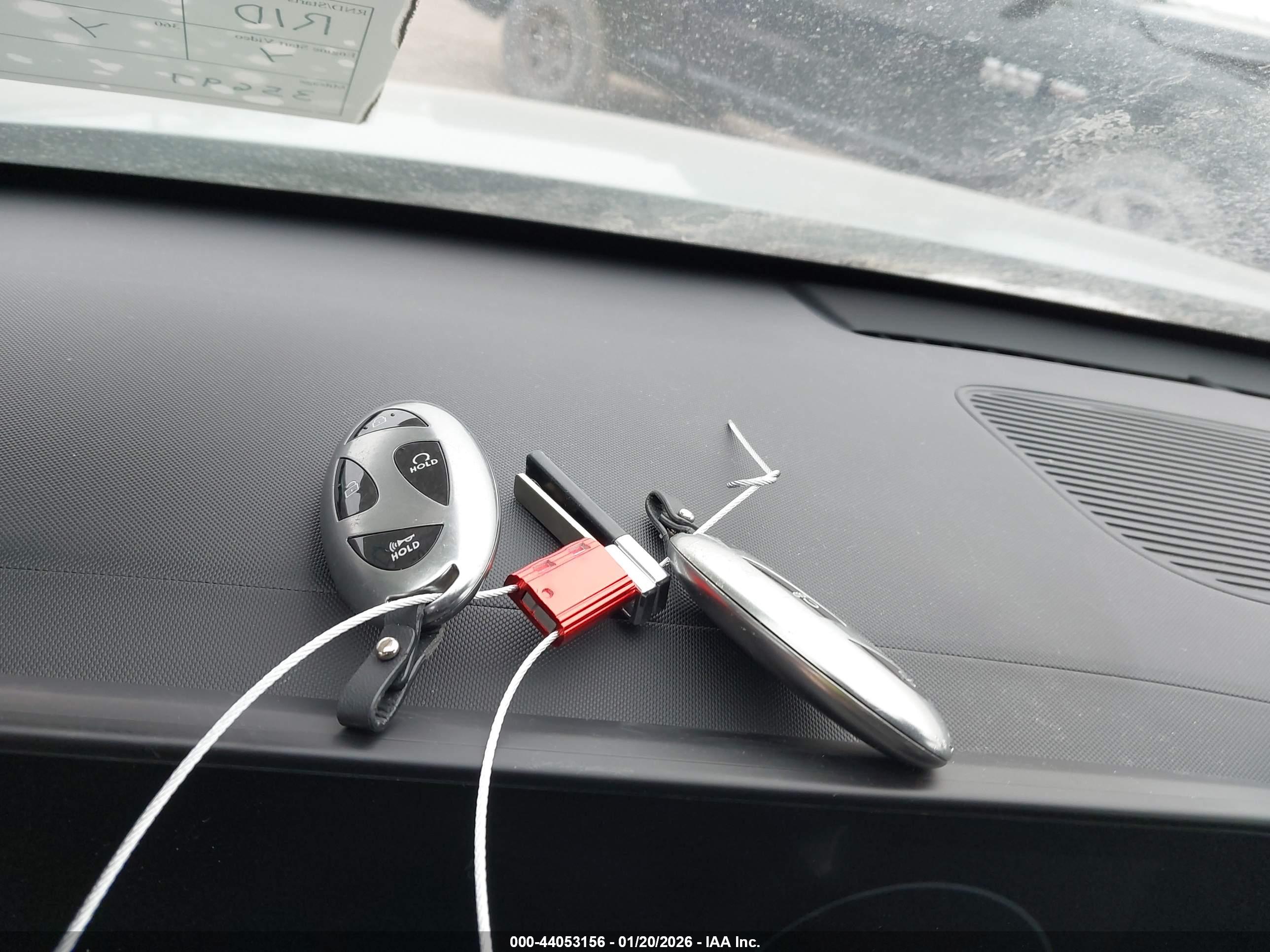 HYUNDAI KONA image 11