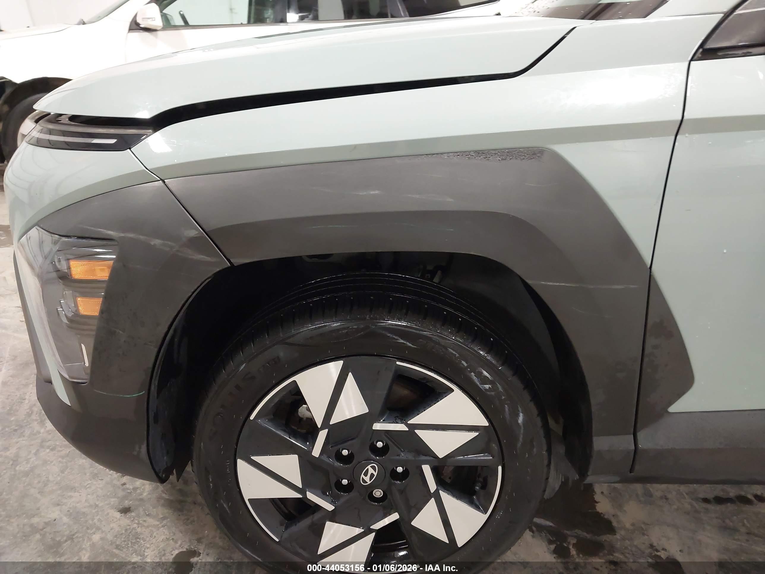HYUNDAI KONA image 6