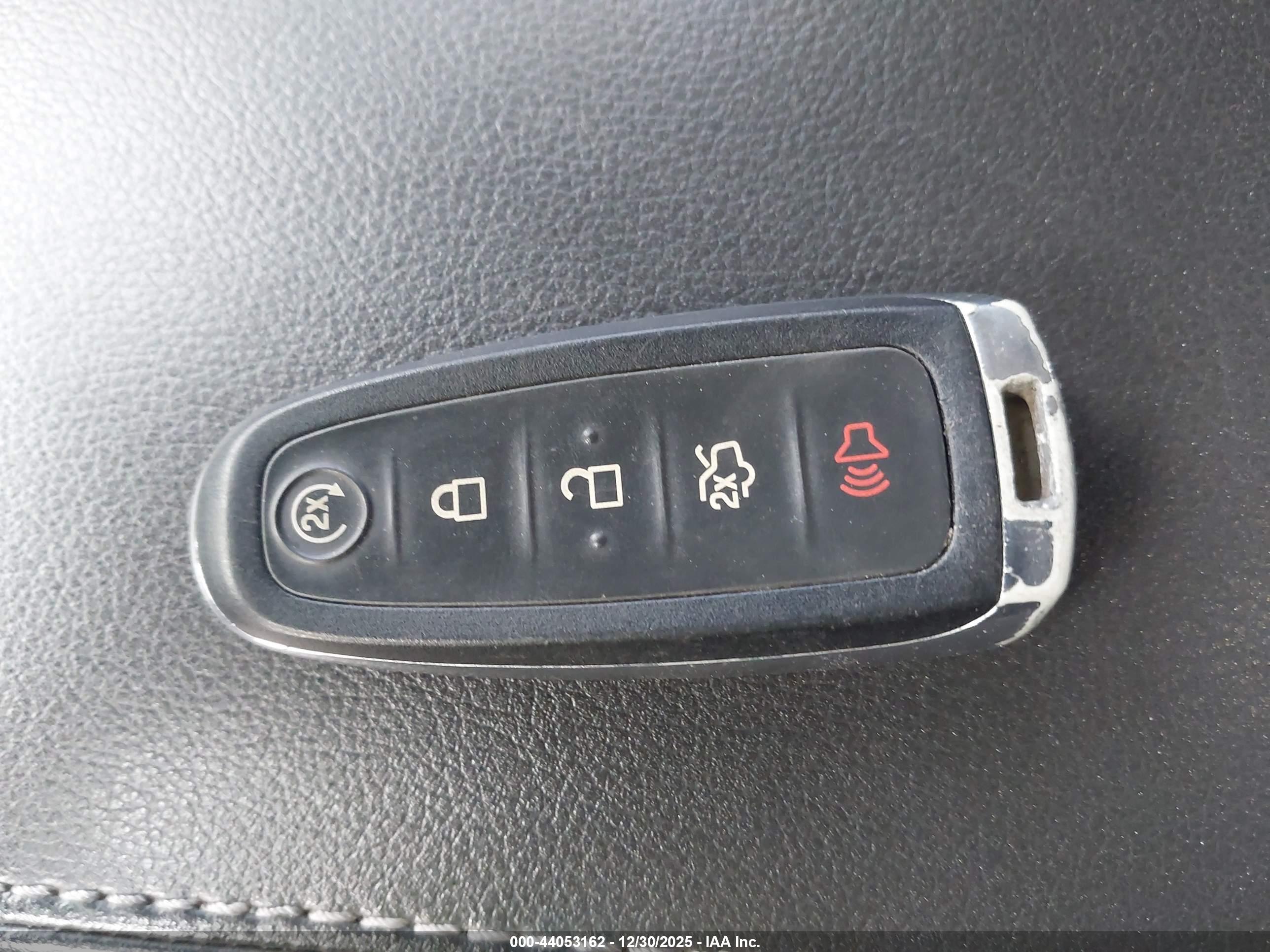 FORD ESCAPE image 11