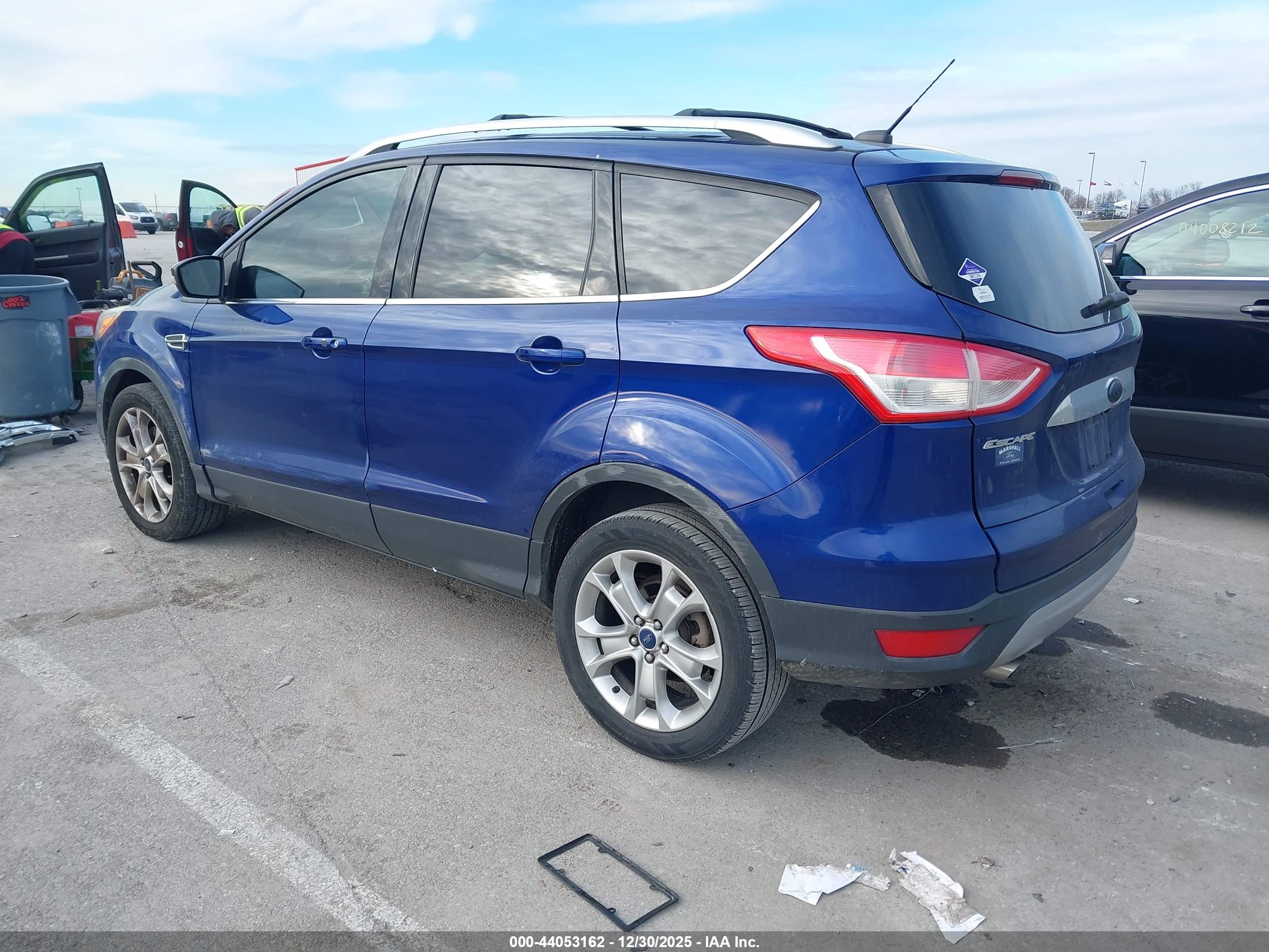 FORD ESCAPE image 3