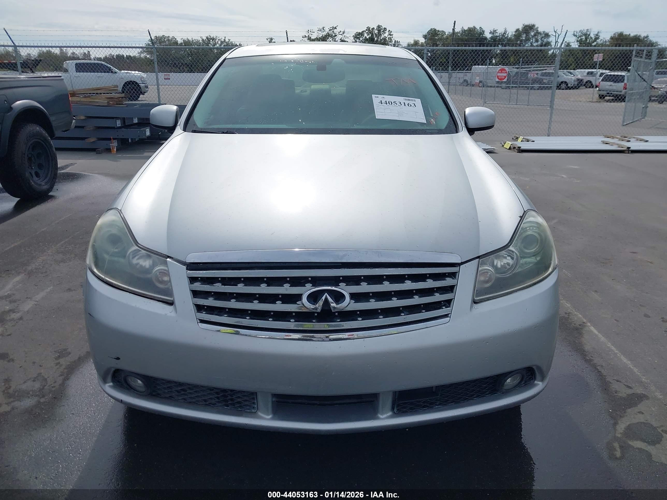 INFINITI M35 image 6