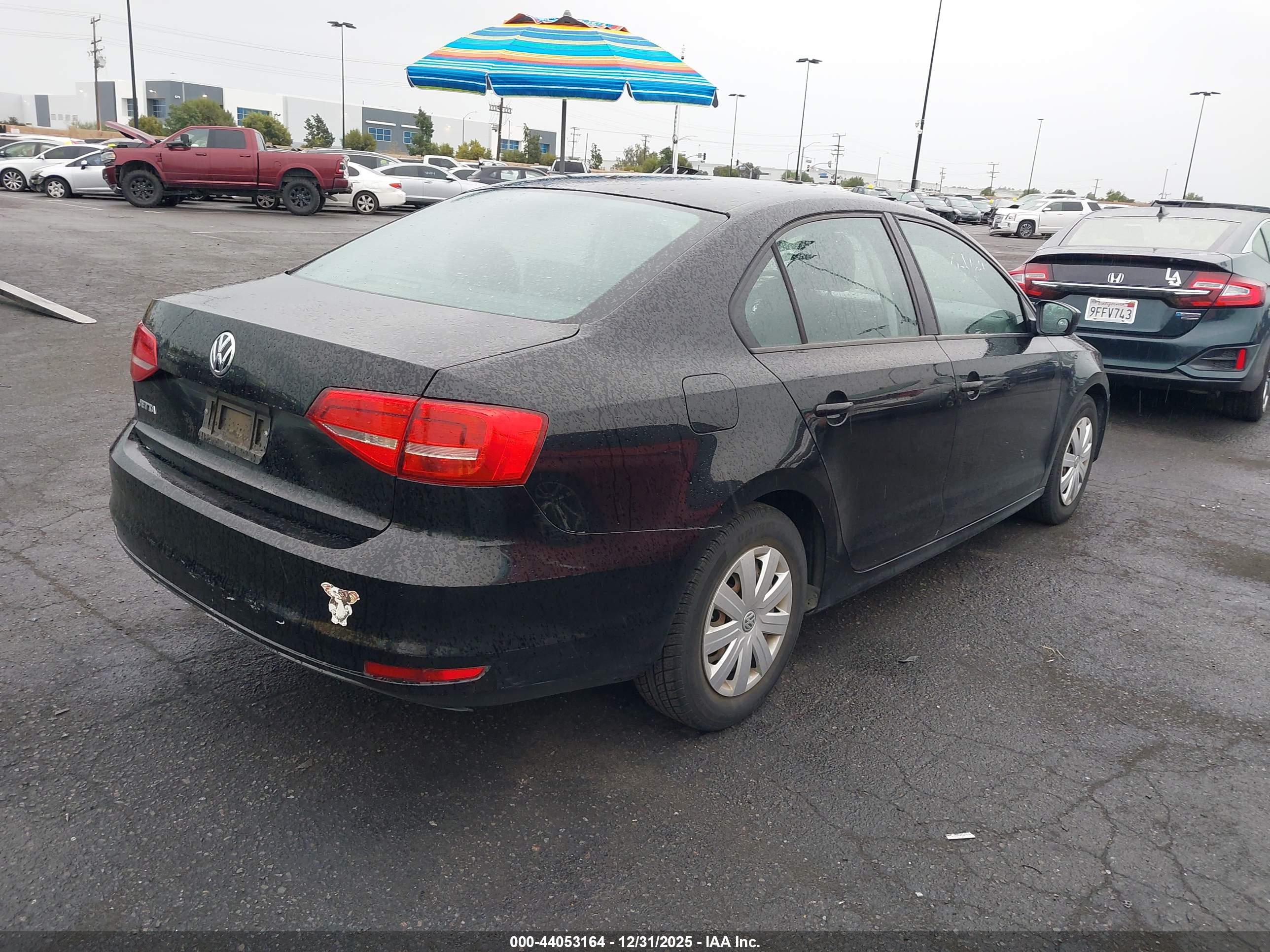 VOLKSWAGEN JETTA image 4
