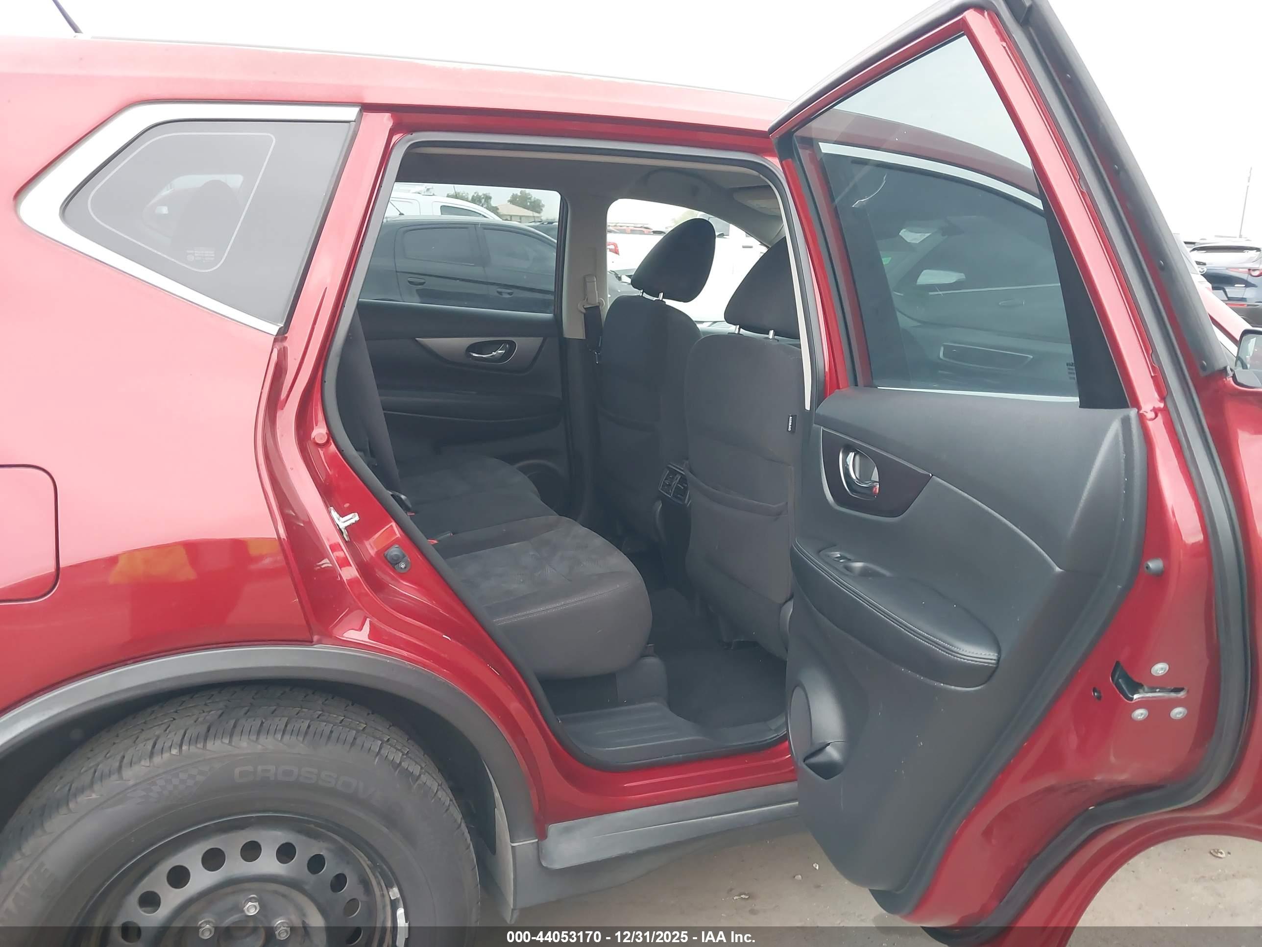 NISSAN ROGUE image 8