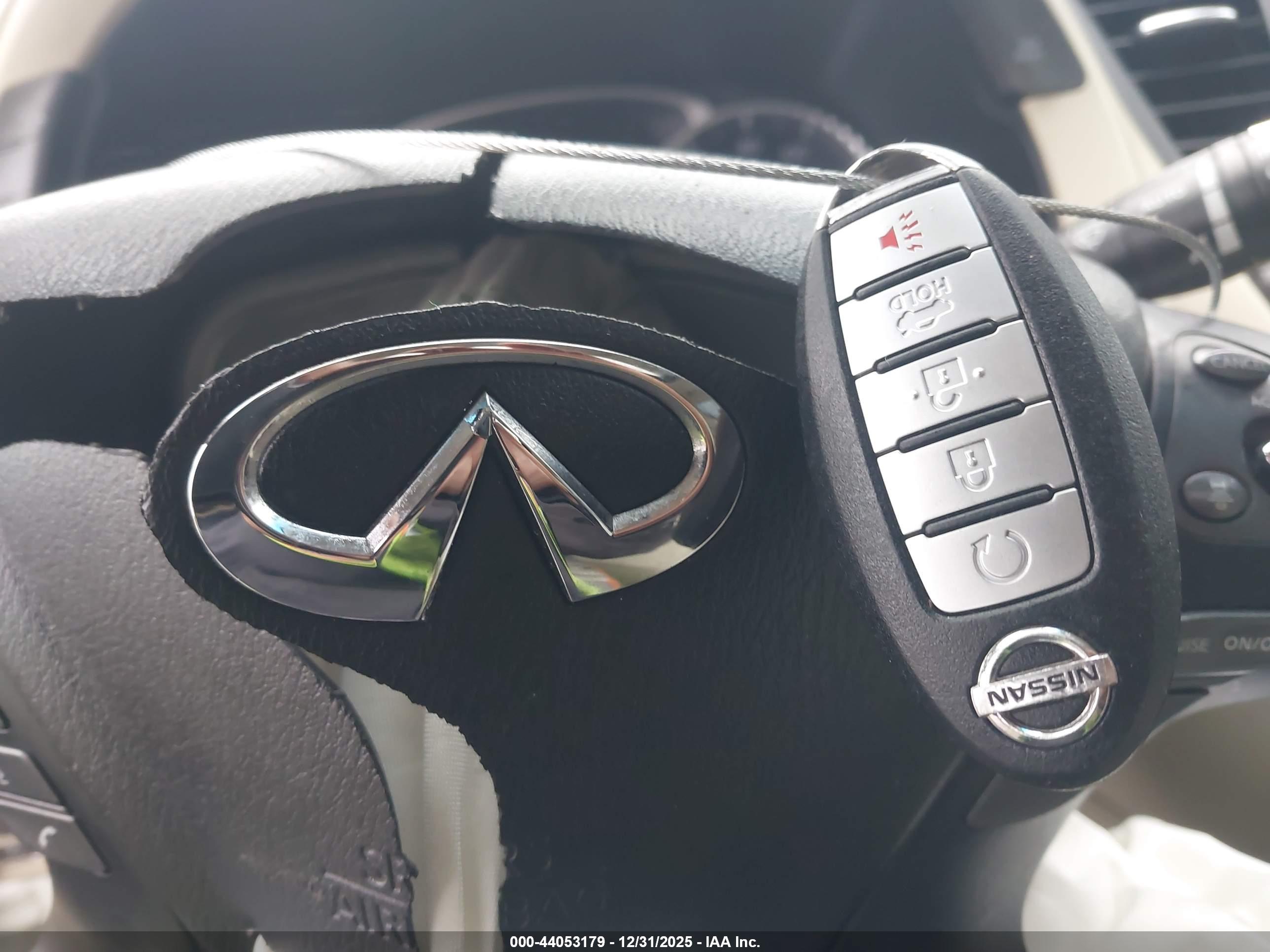 INFINITI QX60 image 11