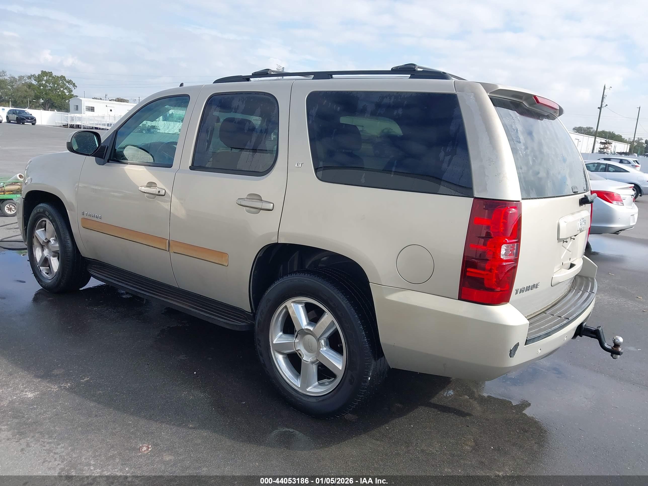 CHEVROLET TAHOE image 3