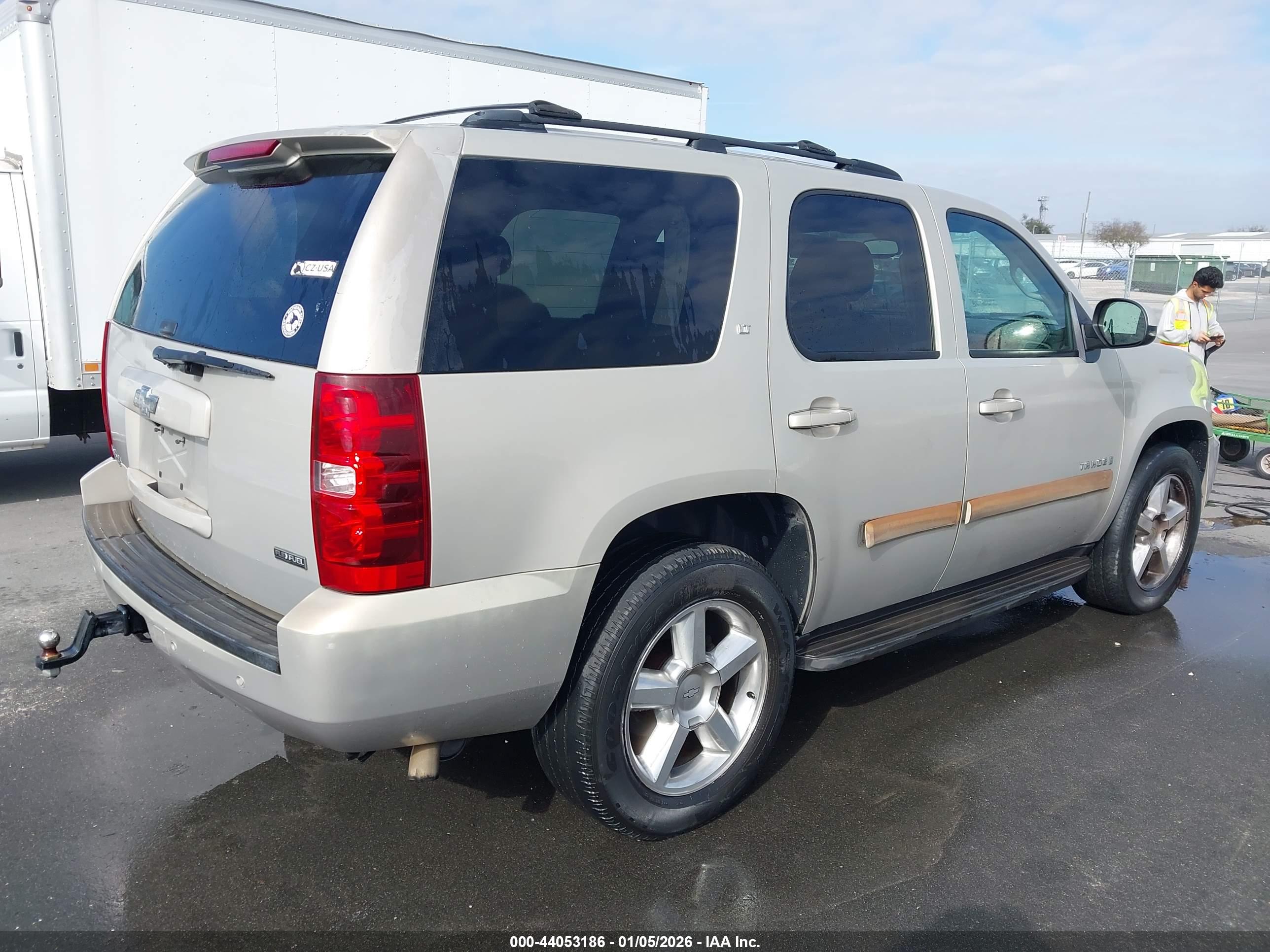 CHEVROLET TAHOE image 4
