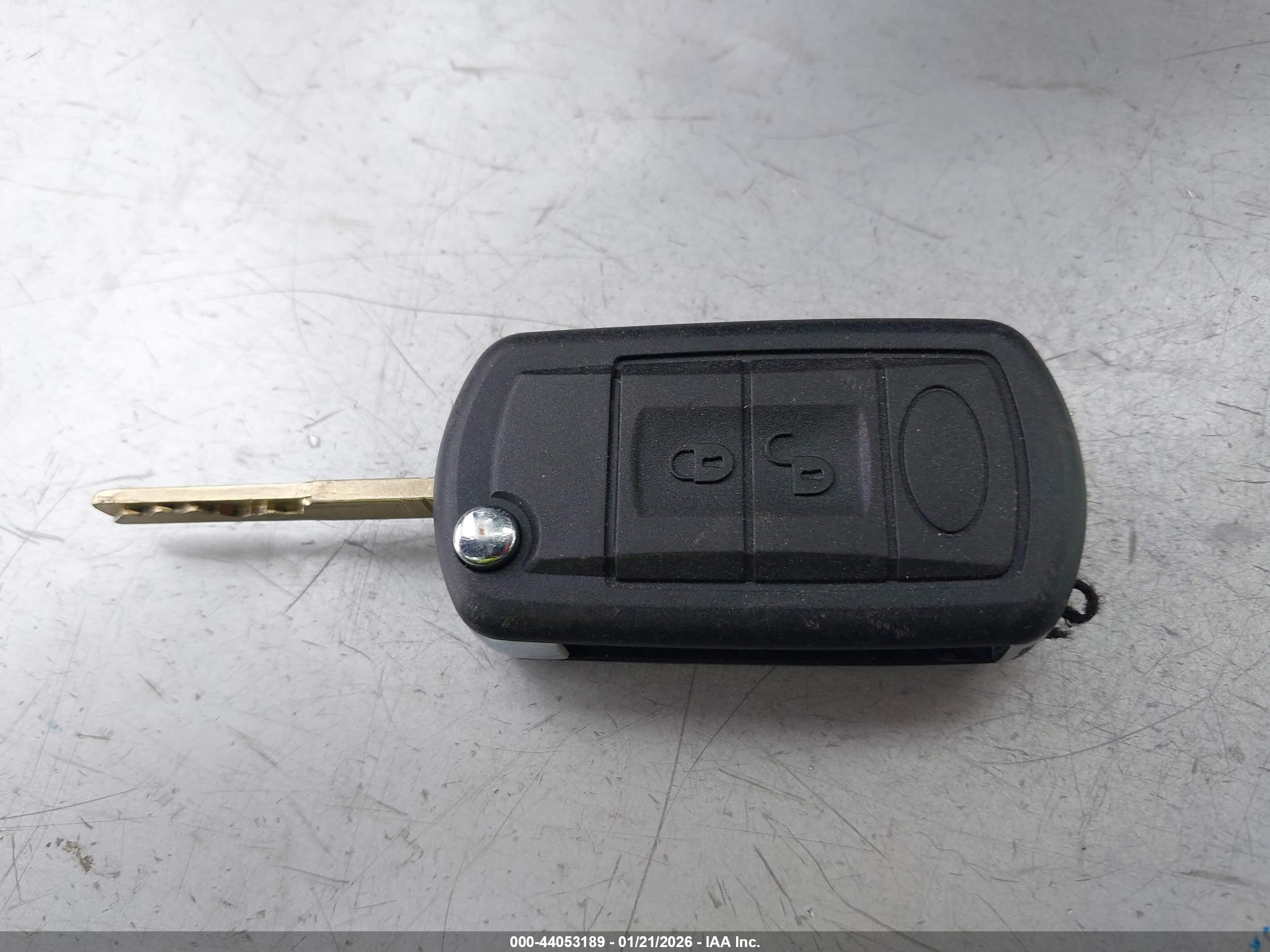 LAND ROVER image 11