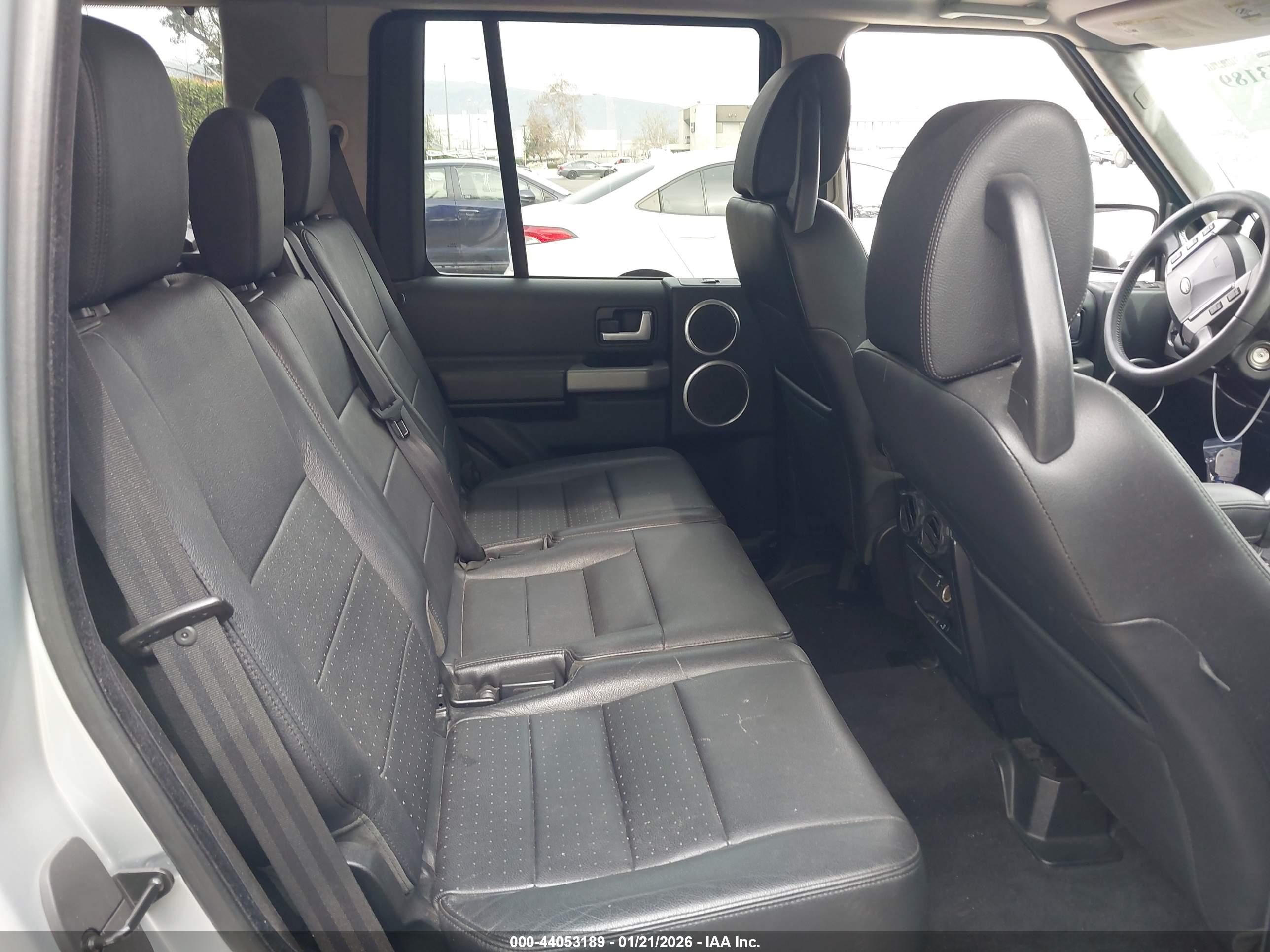 LAND ROVER image 8