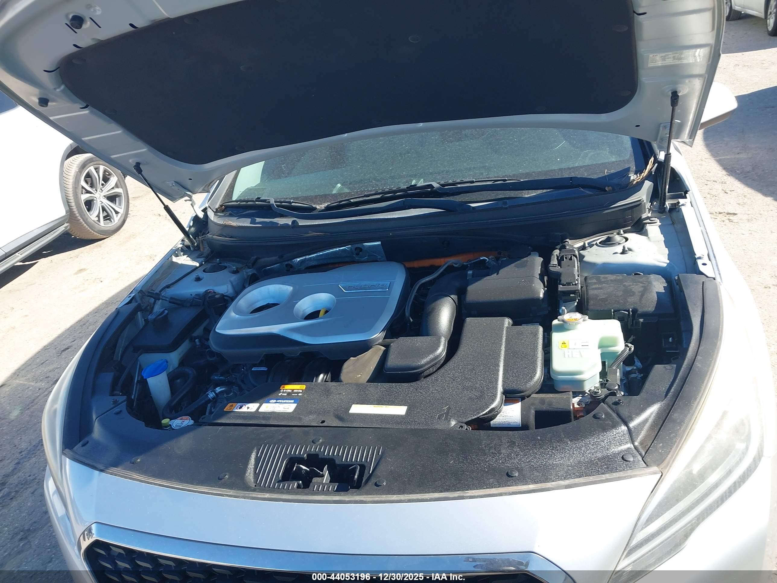 HYUNDAI SONATA image 10