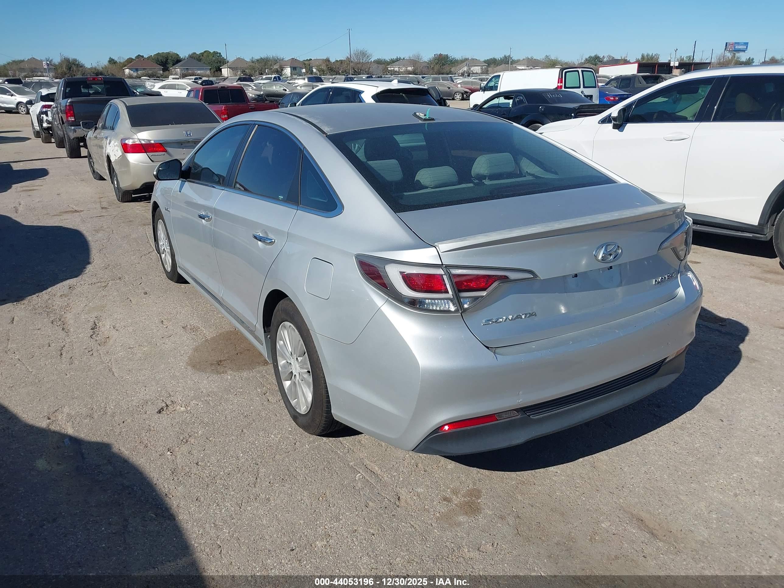 HYUNDAI SONATA image 3