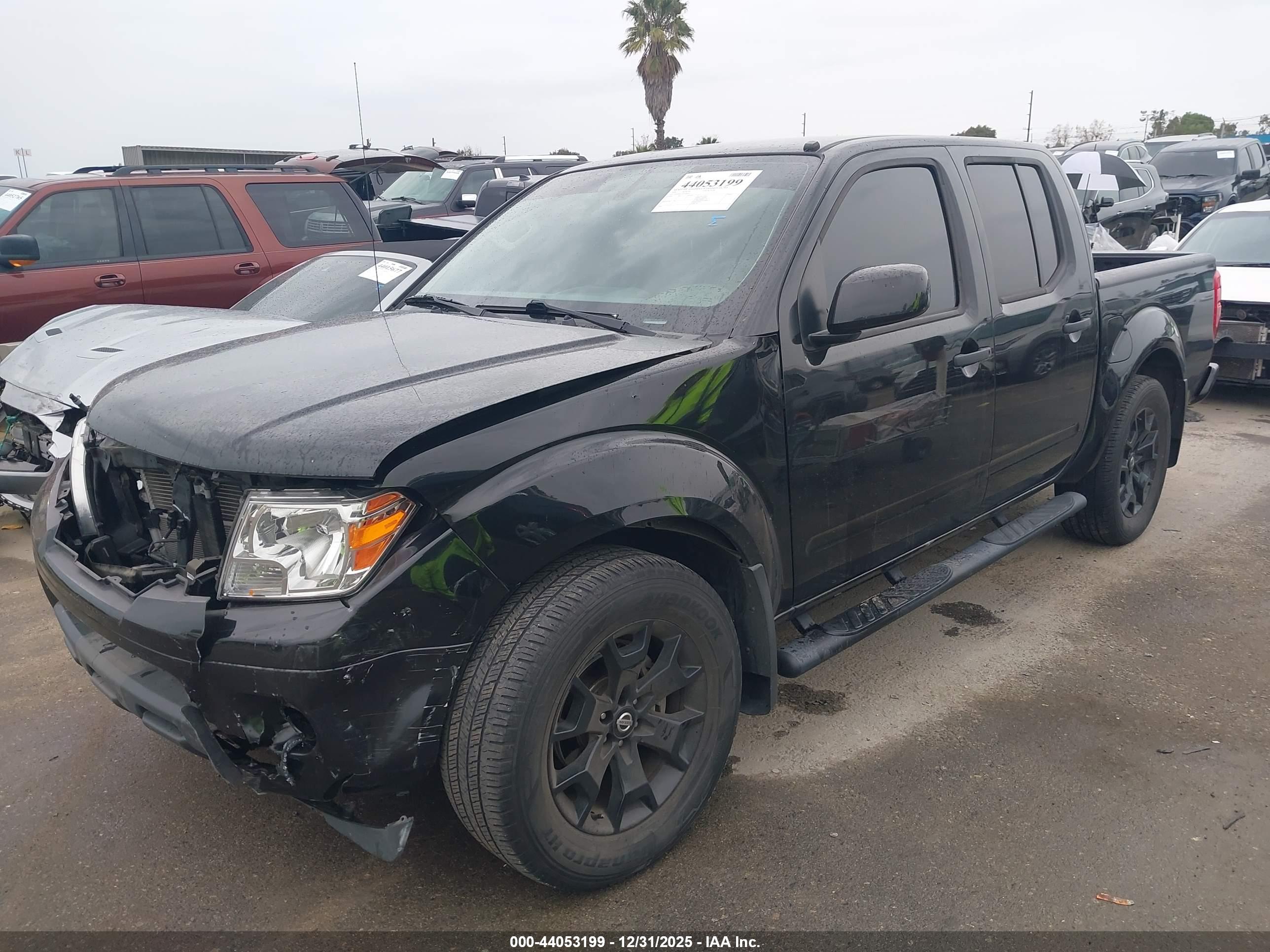 NISSAN FRONTIER image 2