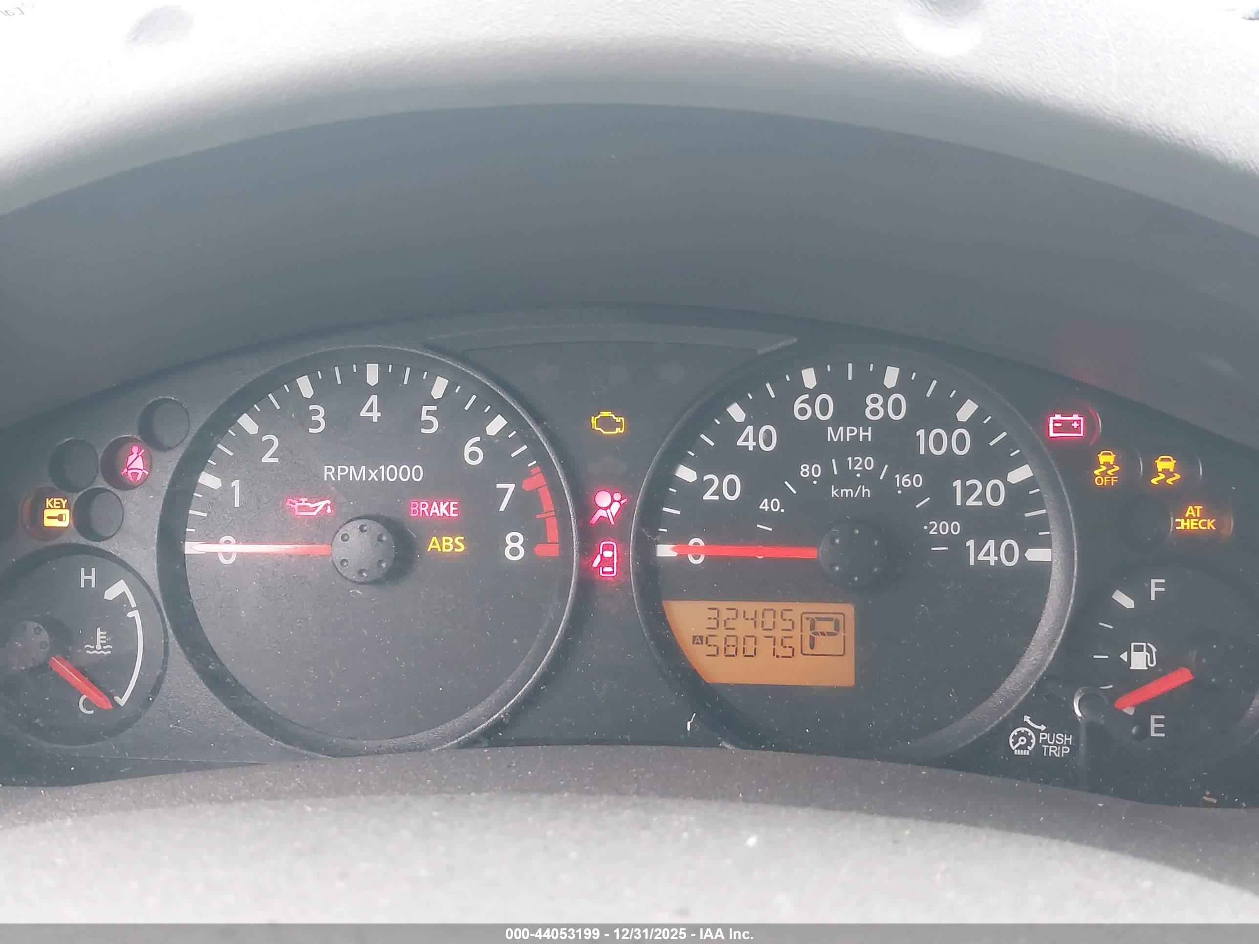 NISSAN FRONTIER image 7