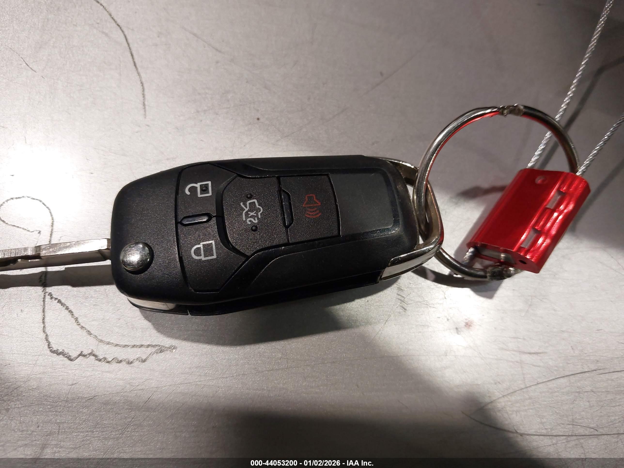 FORD FUSION image 11