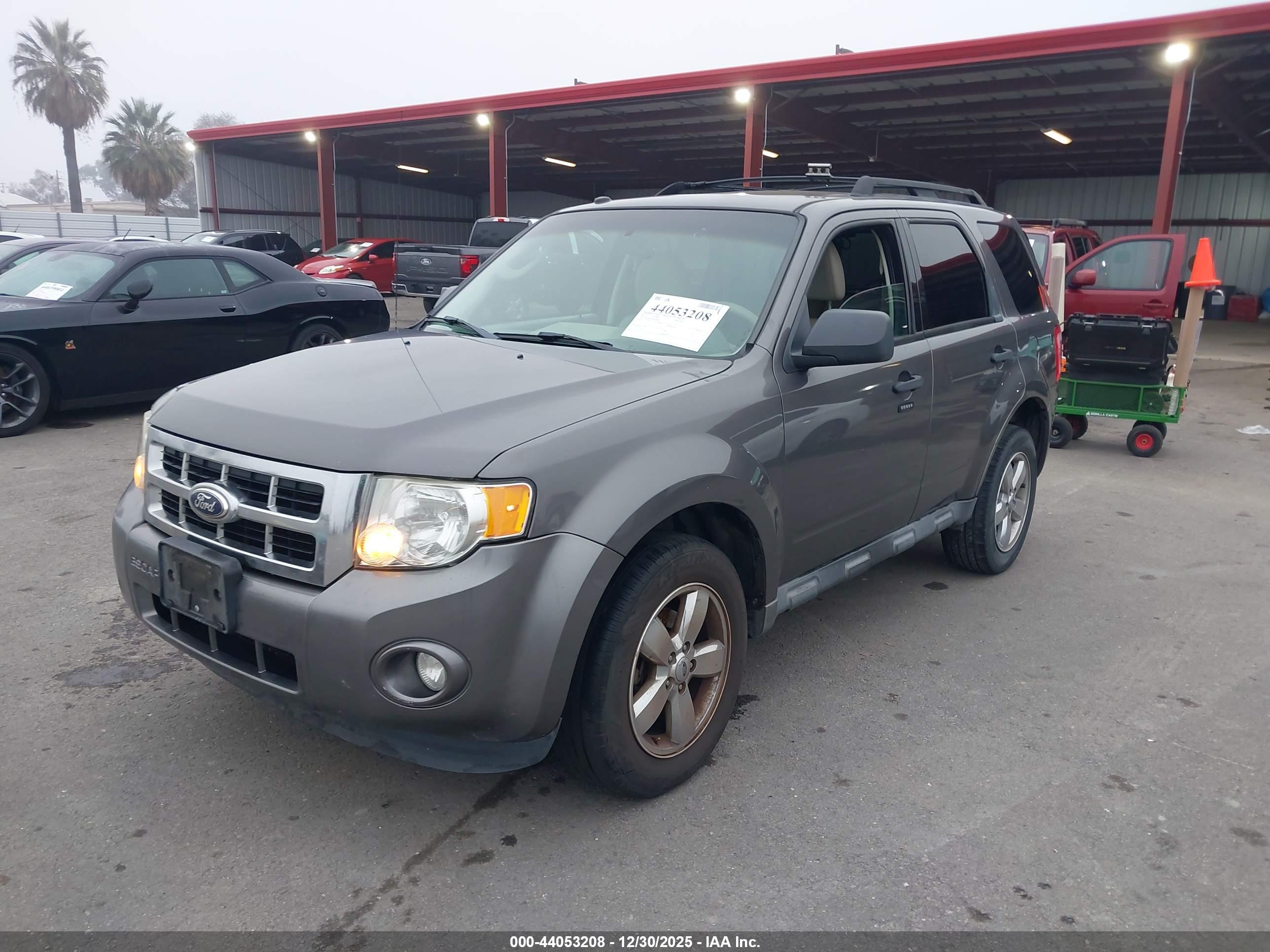 FORD ESCAPE image 6