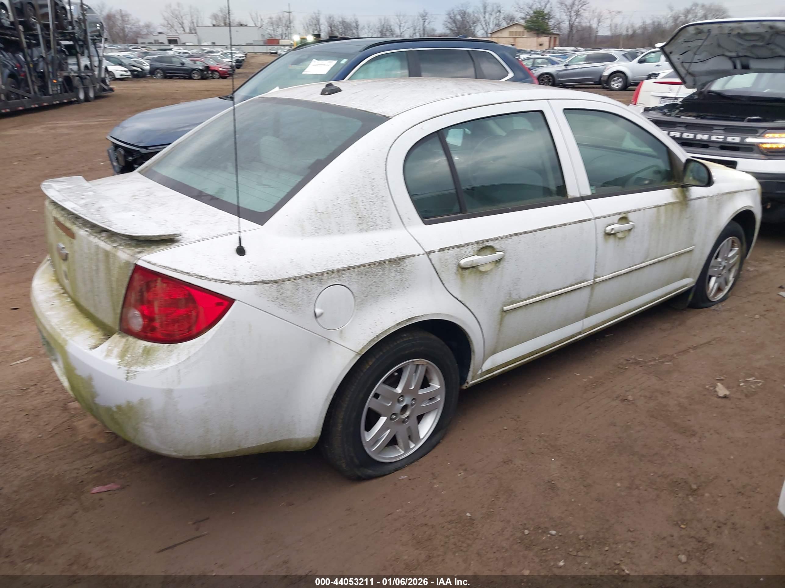 CHEVROLET COBALT image 4