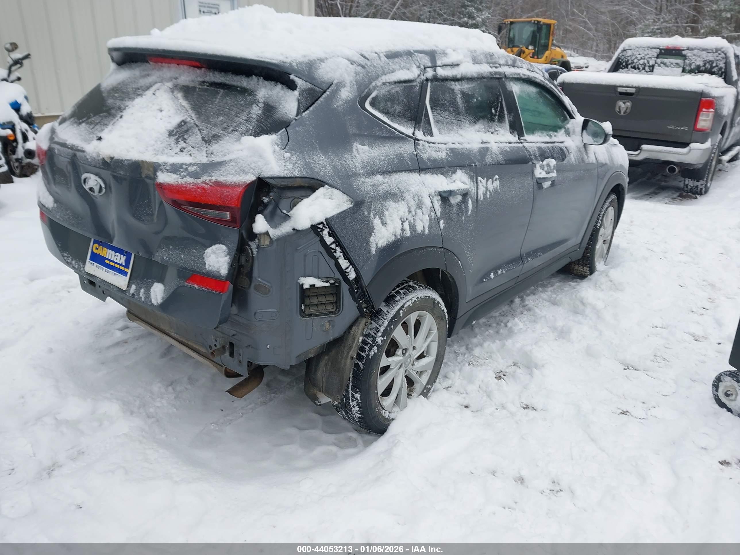HYUNDAI TUCSON image 4