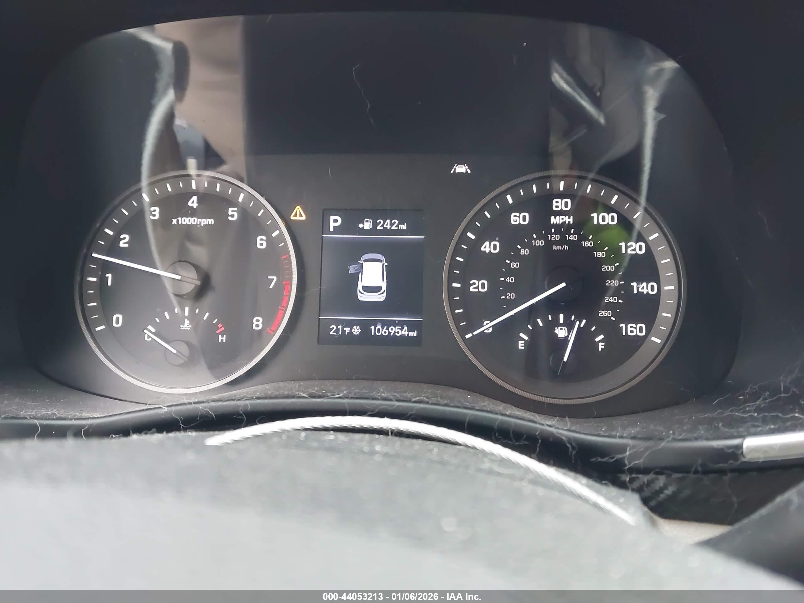 HYUNDAI TUCSON image 7