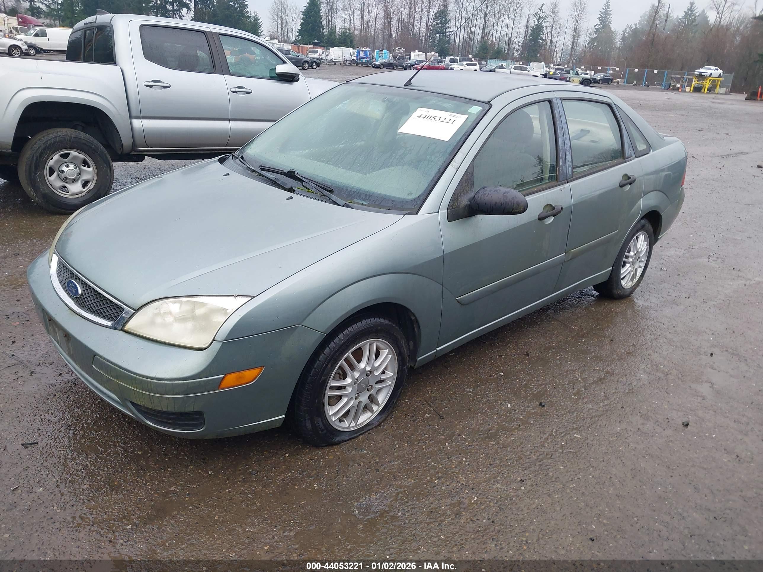 FORD FOCUS image 2