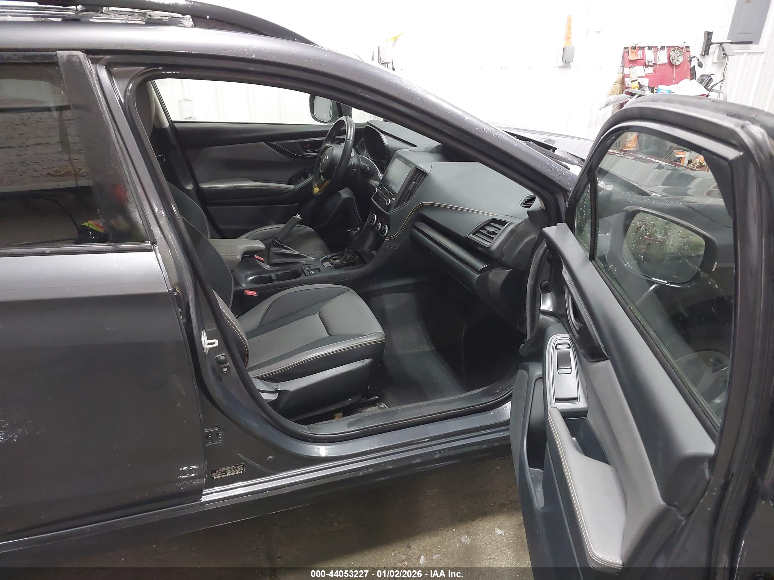 SUBARU CROSSTREK image 5