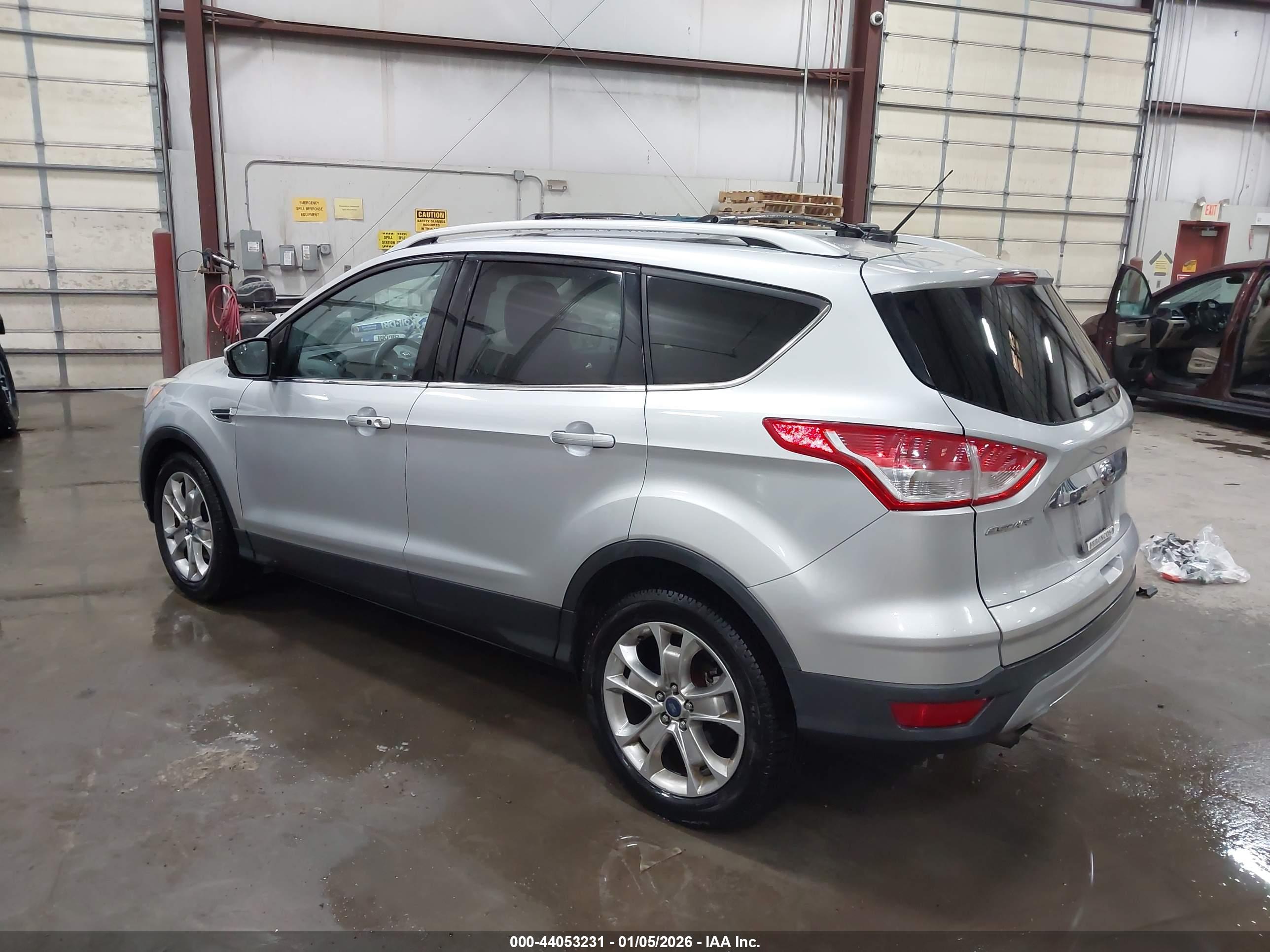 FORD ESCAPE image 3