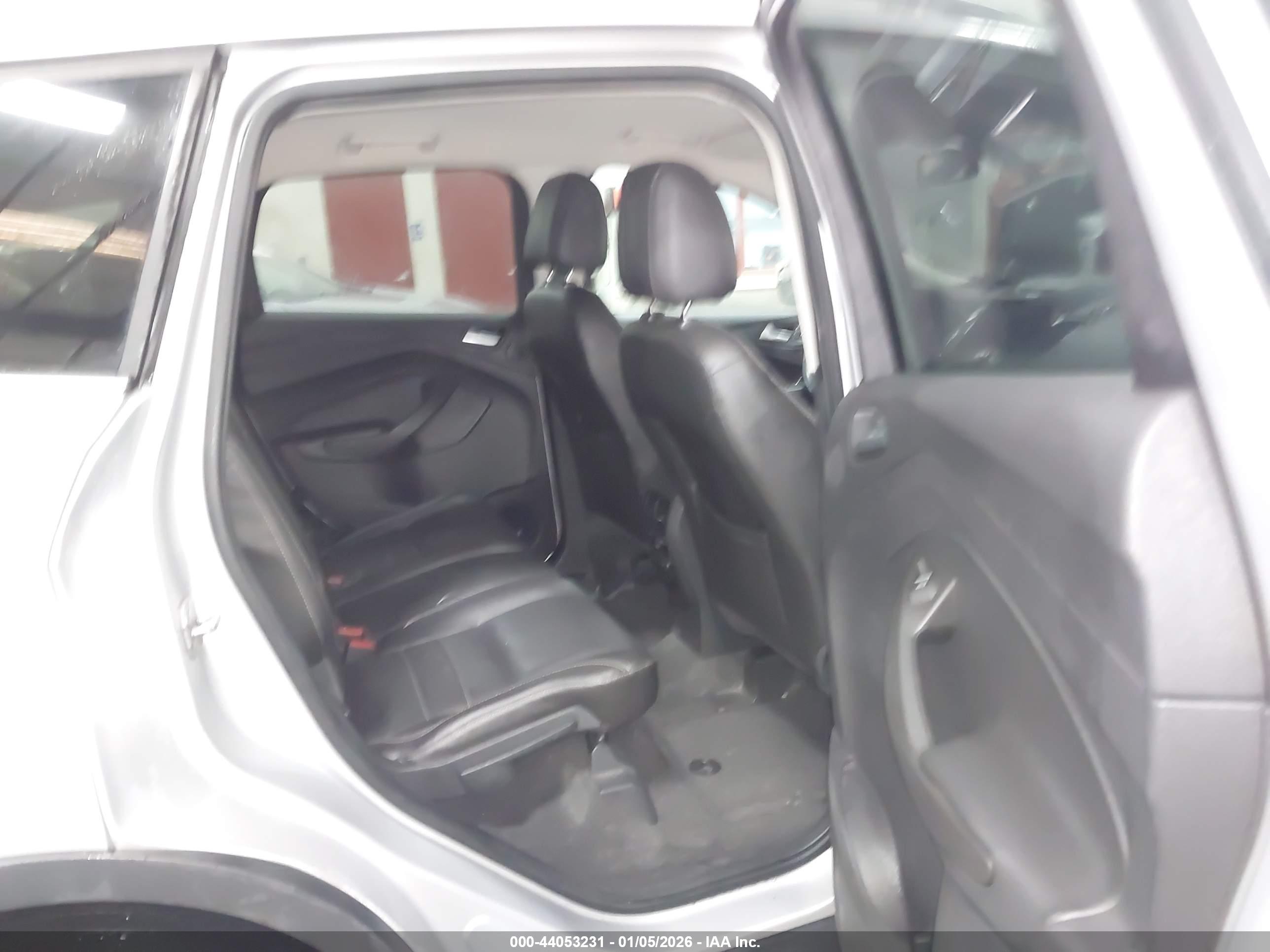FORD ESCAPE image 8