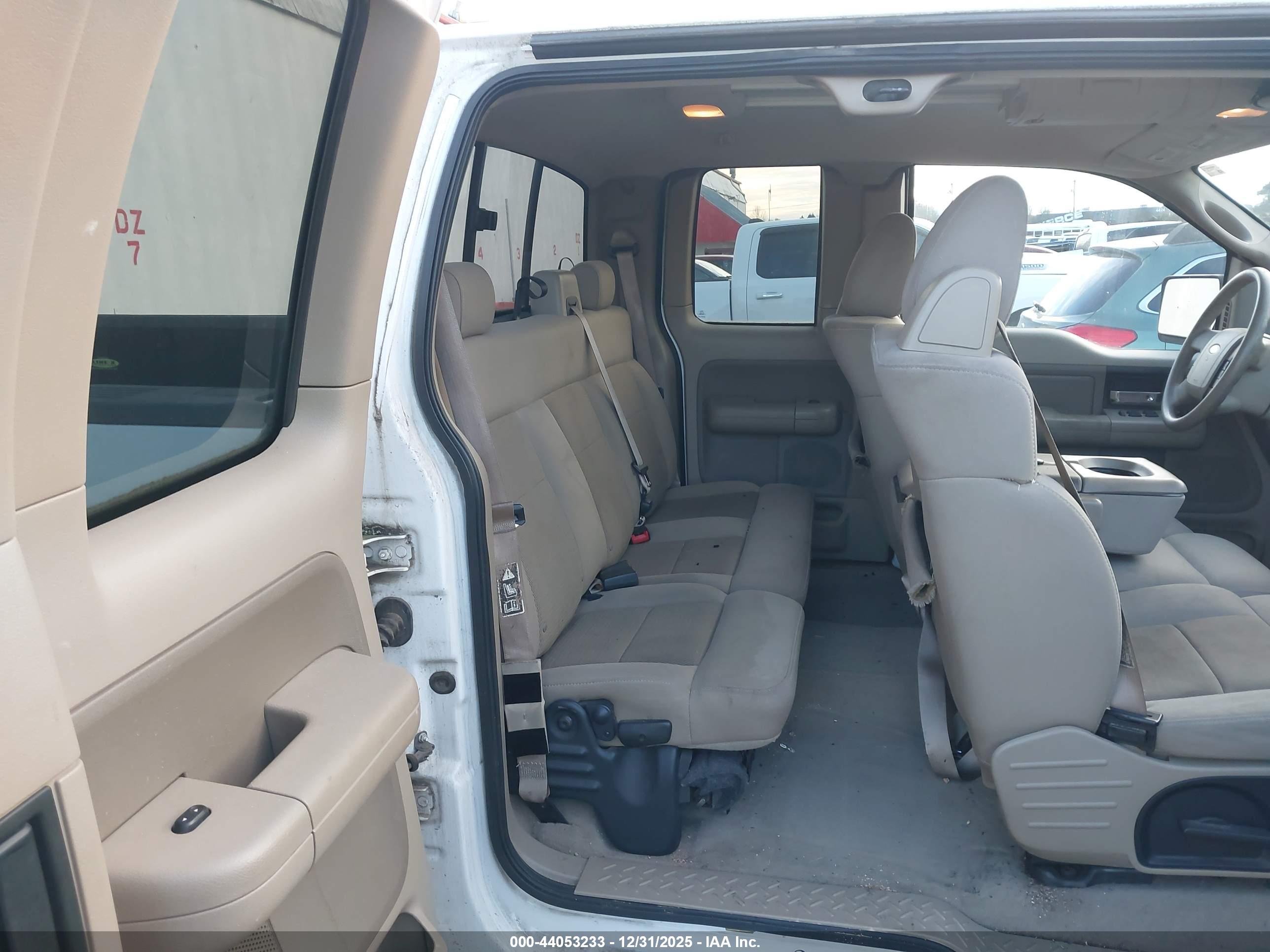 FORD F-150 image 8