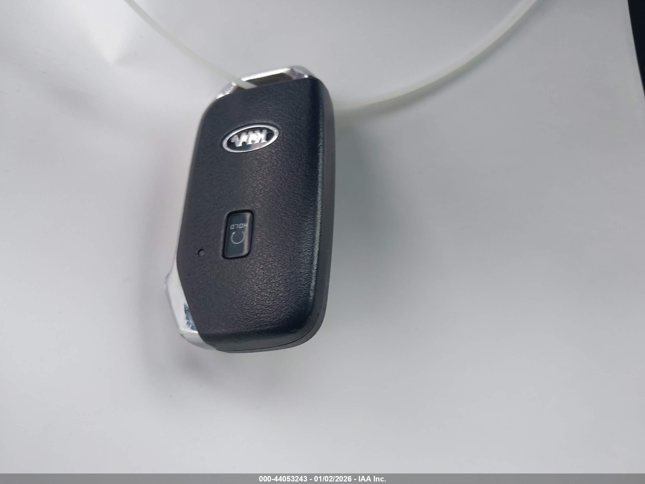 KIA K5 image 11