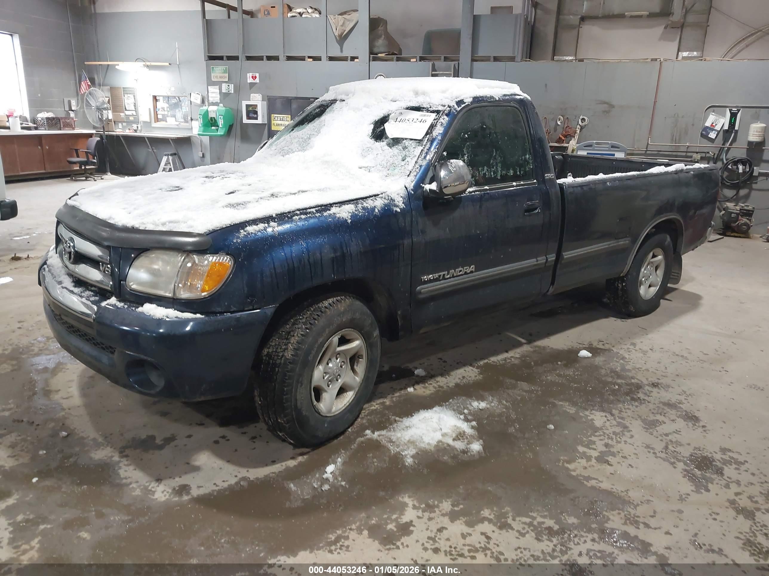 TOYOTA TUNDRA image 2