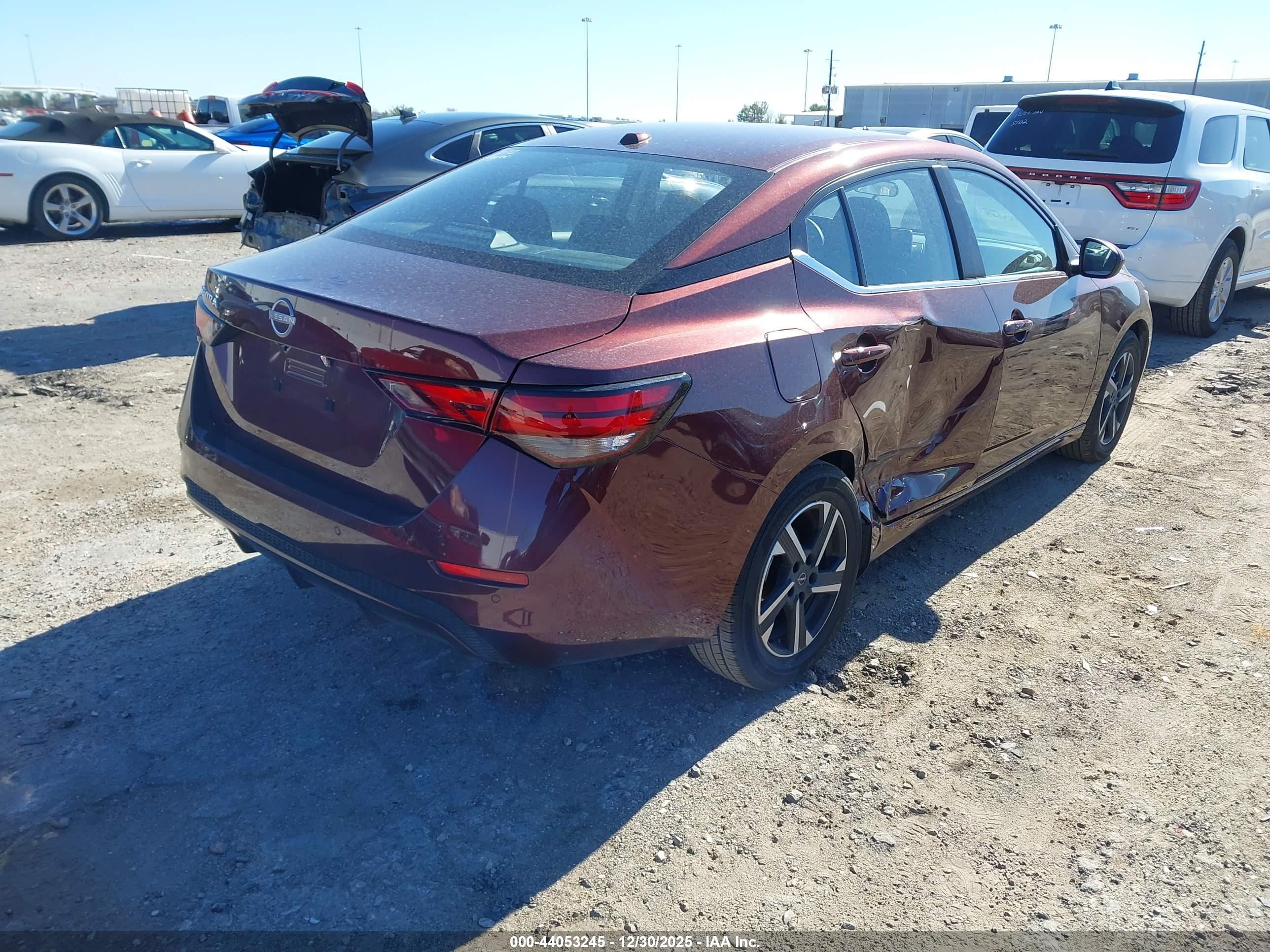 NISSAN SENTRA image 4