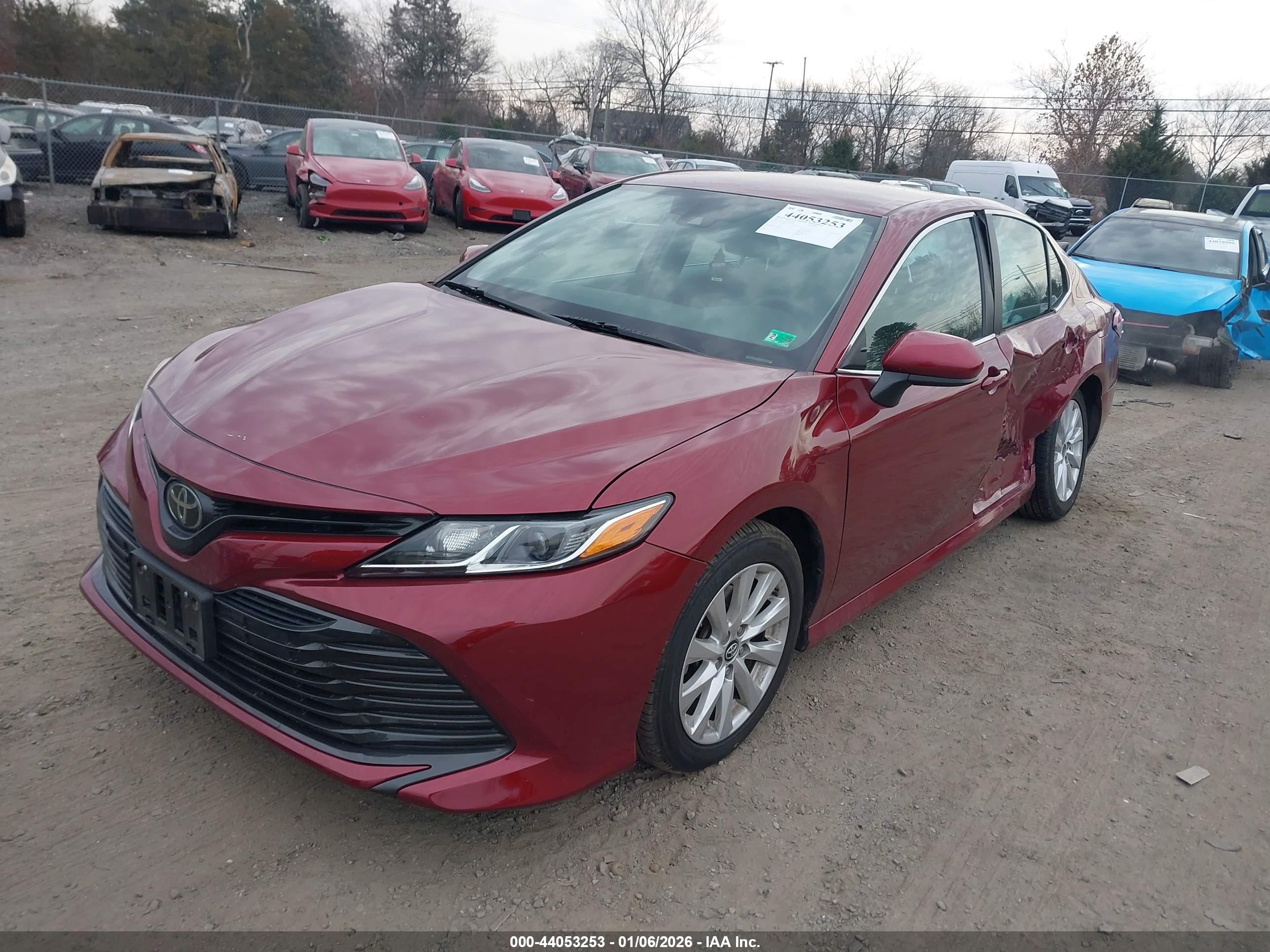 TOYOTA CAMRY image 2