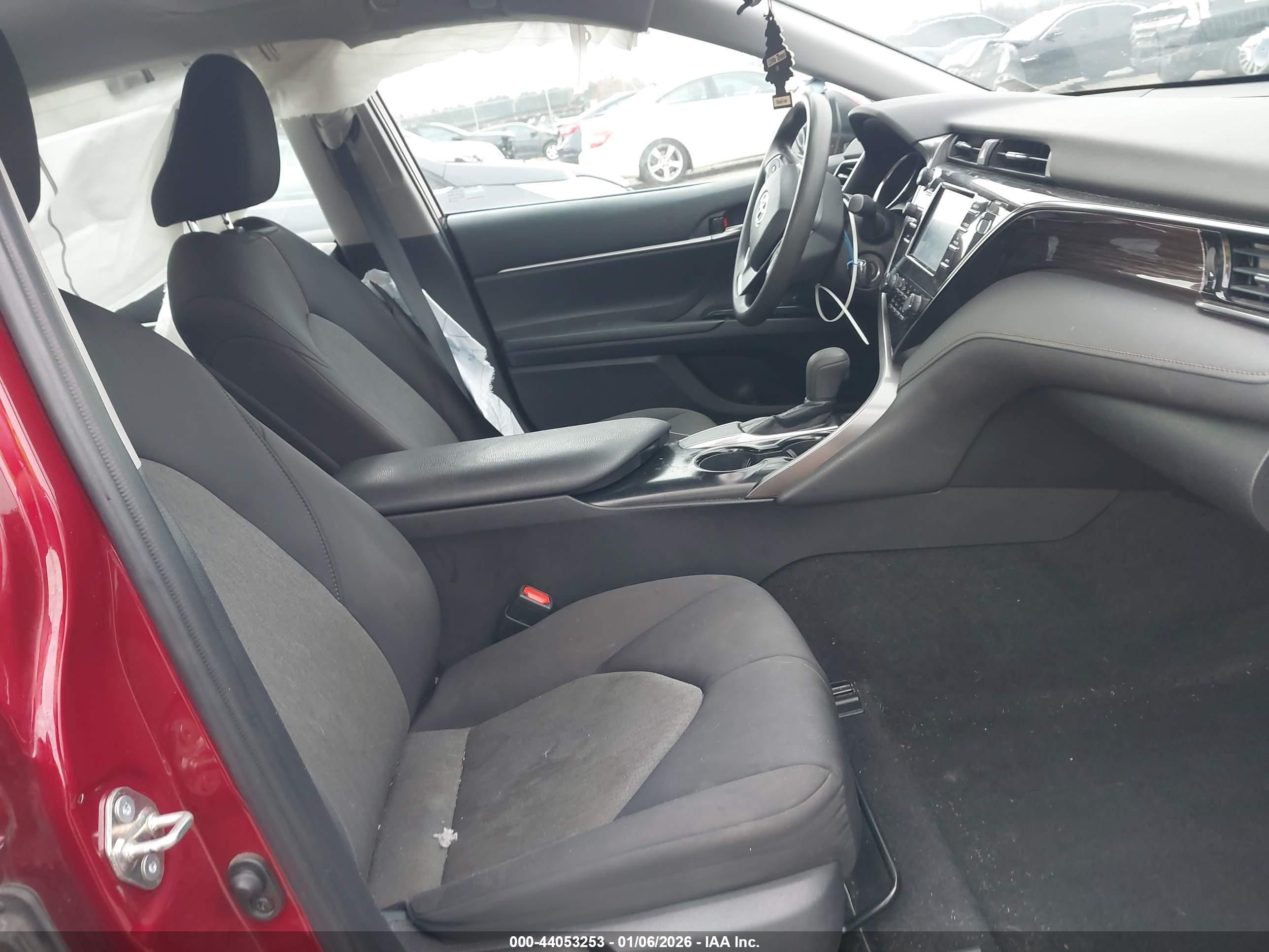 TOYOTA CAMRY image 5