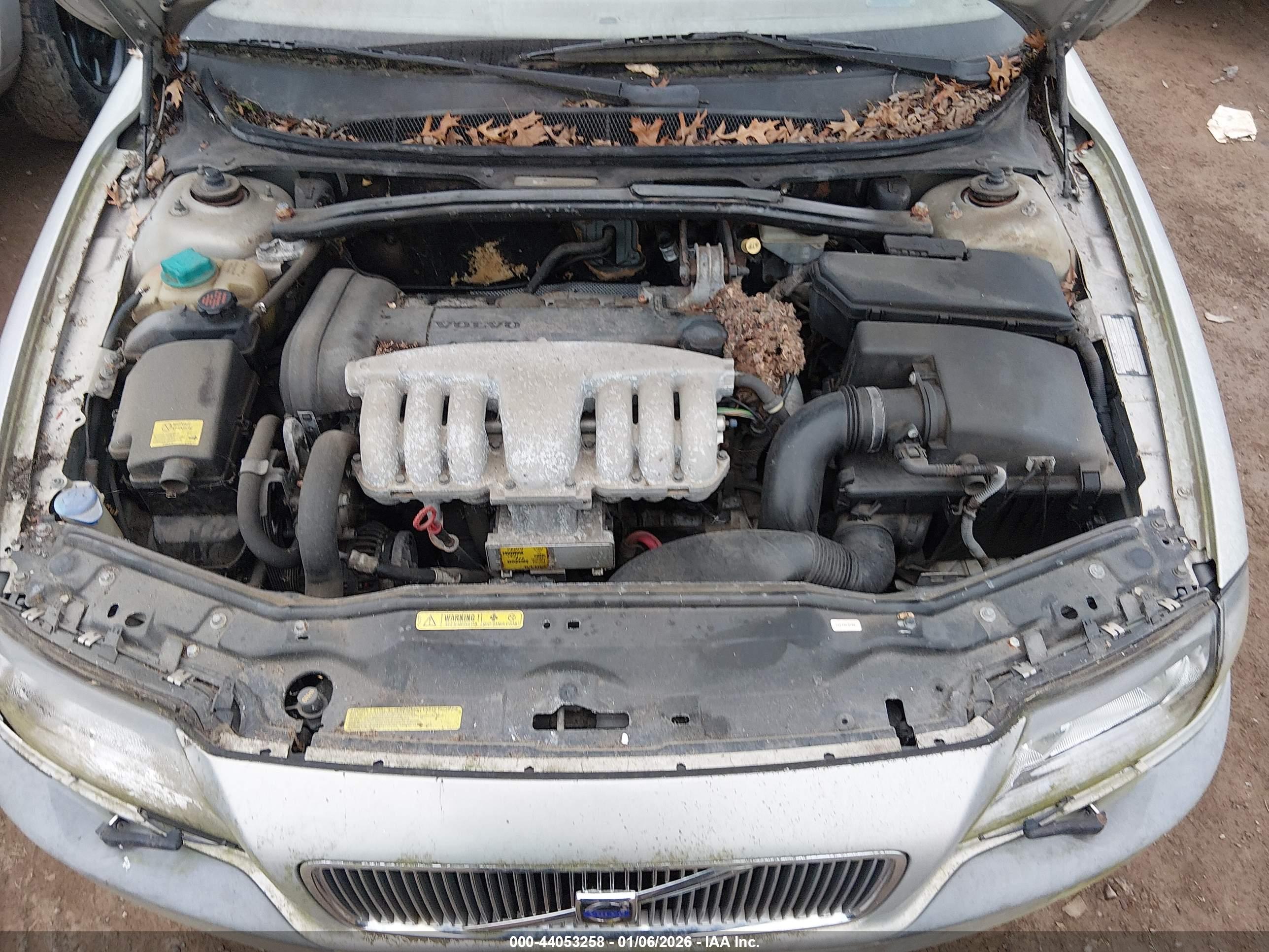 VOLVO S80 image 10