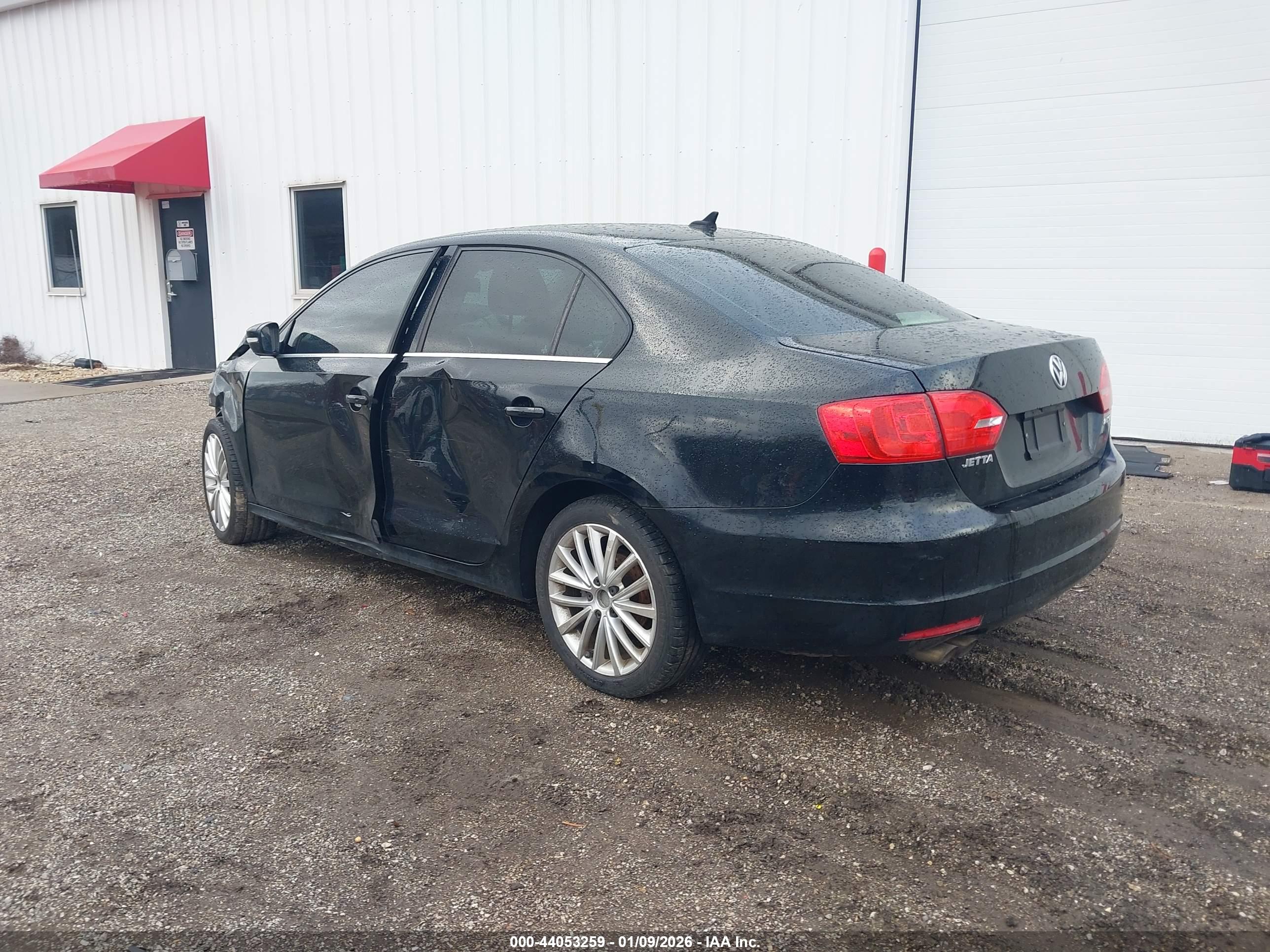 VOLKSWAGEN JETTA image 3