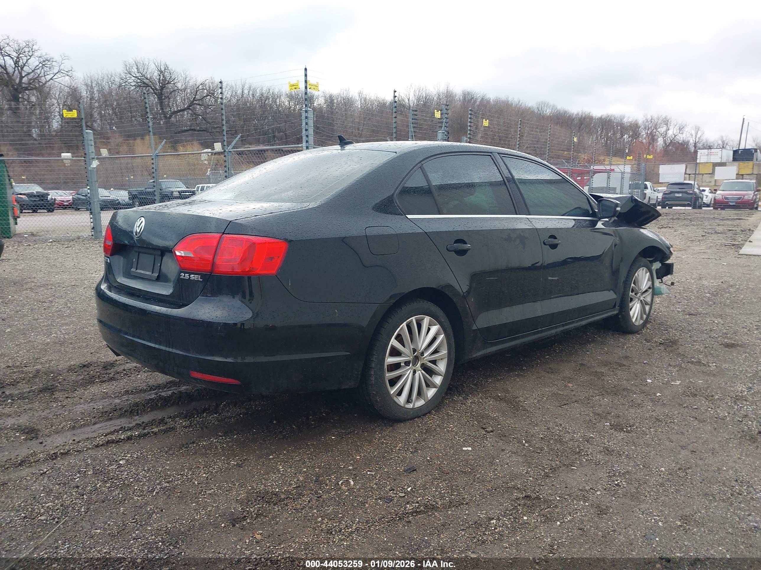 VOLKSWAGEN JETTA image 4
