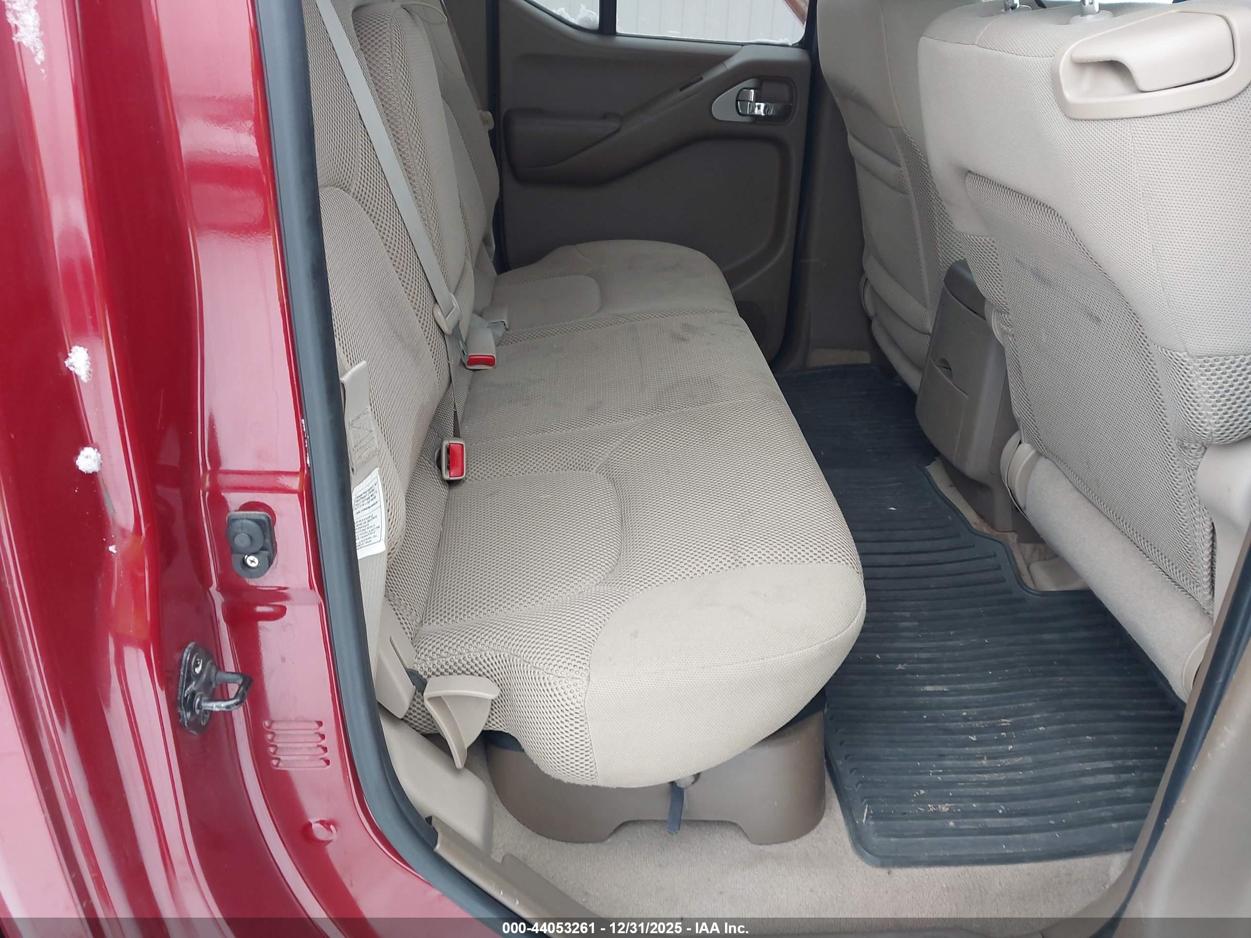 NISSAN FRONTIER image 8