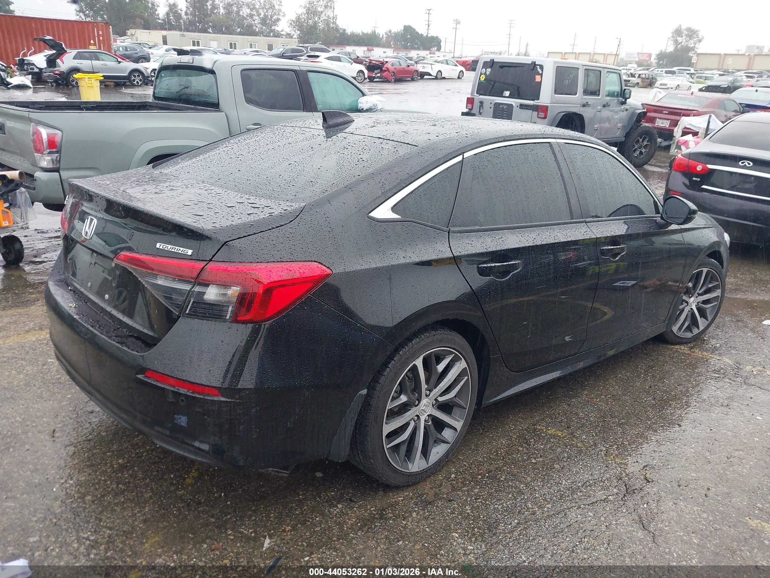 HONDA CIVIC image 4