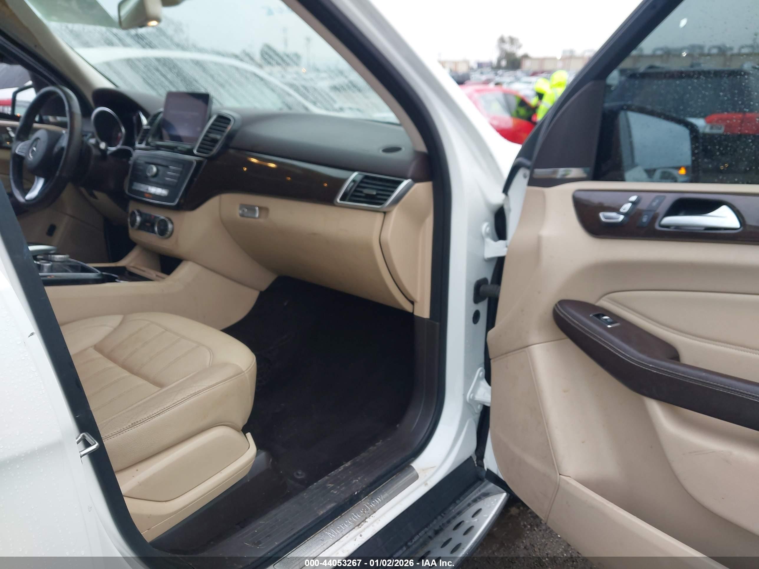 MERCEDES-BENZ GLE image 5