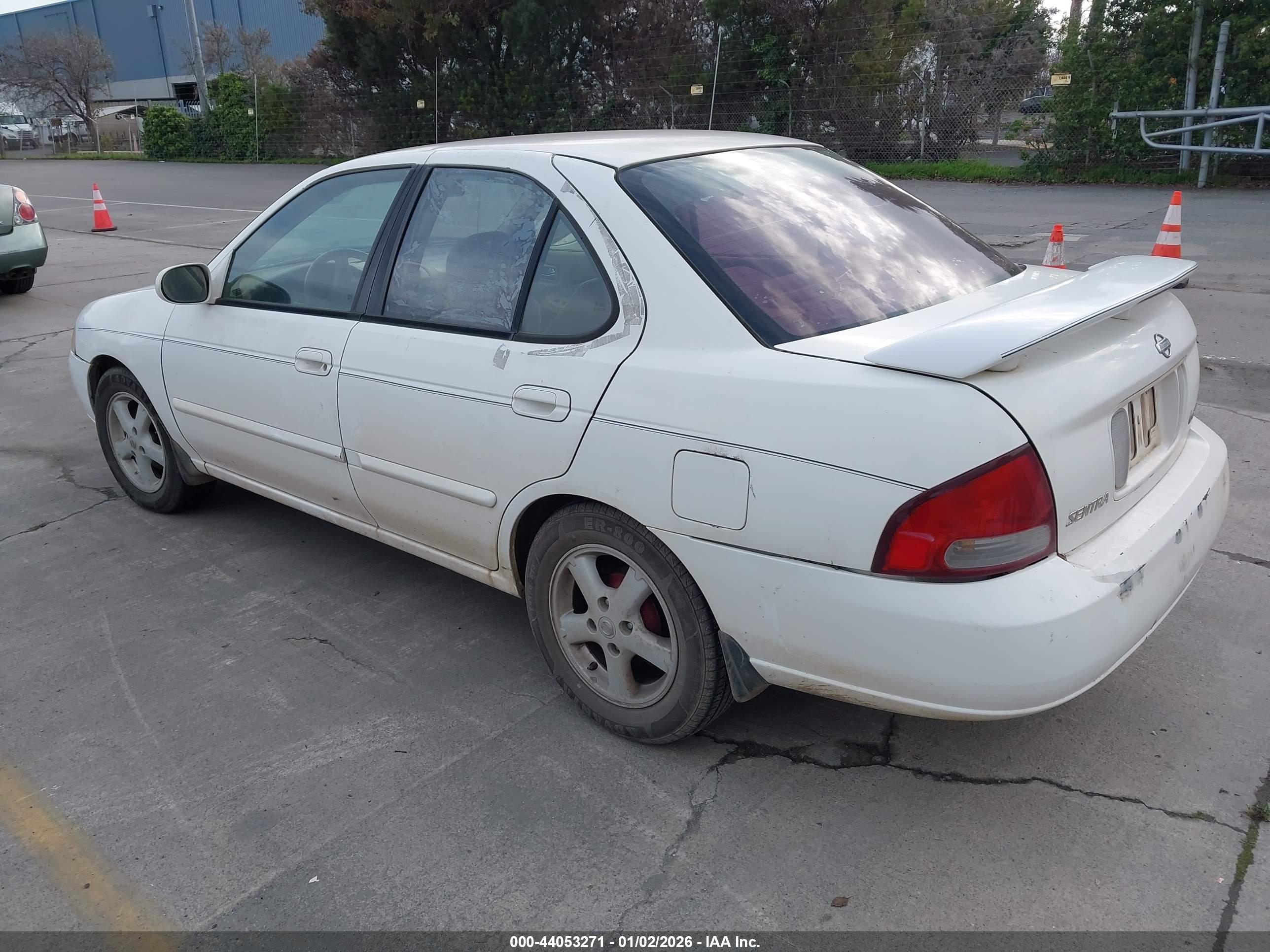 NISSAN SENTRA image 3