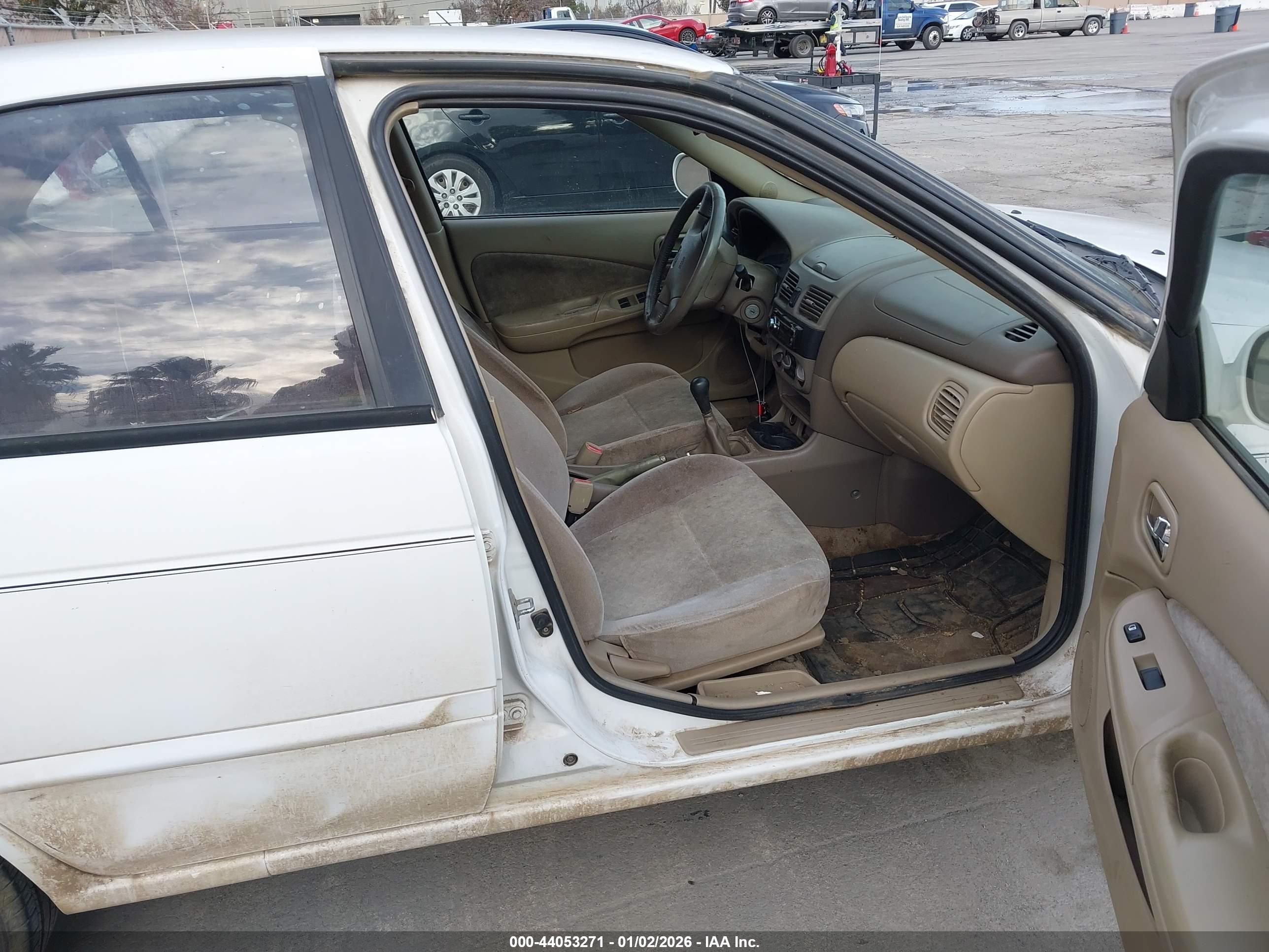 NISSAN SENTRA image 5