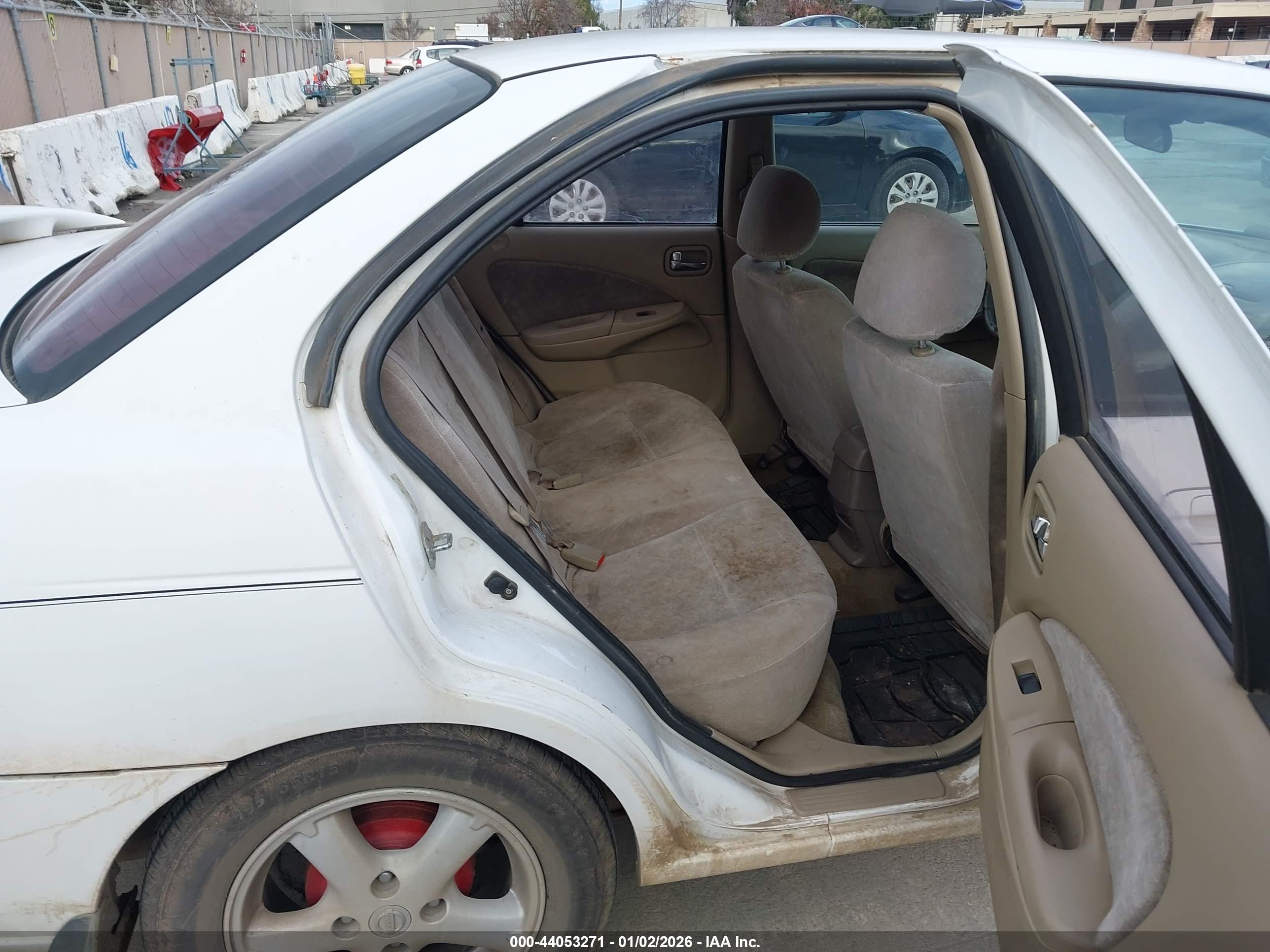 NISSAN SENTRA image 8