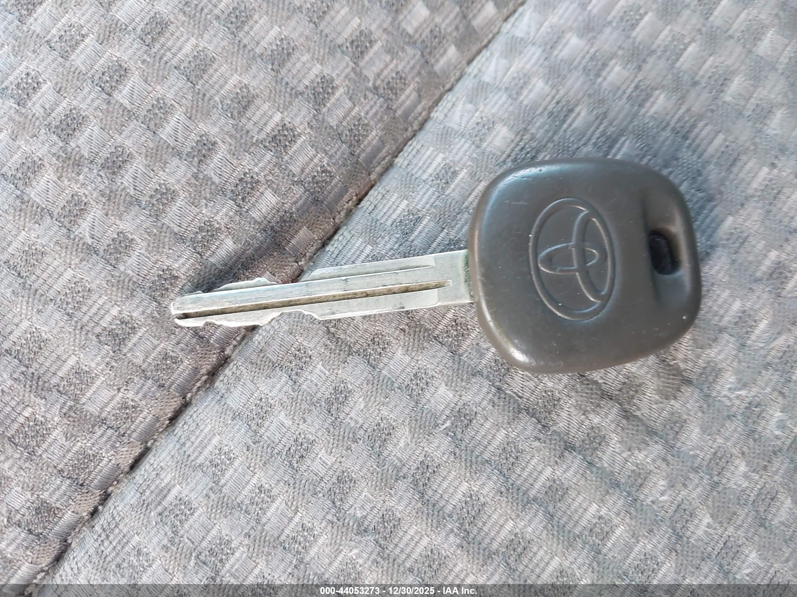 TOYOTA 4RUNNER image 11