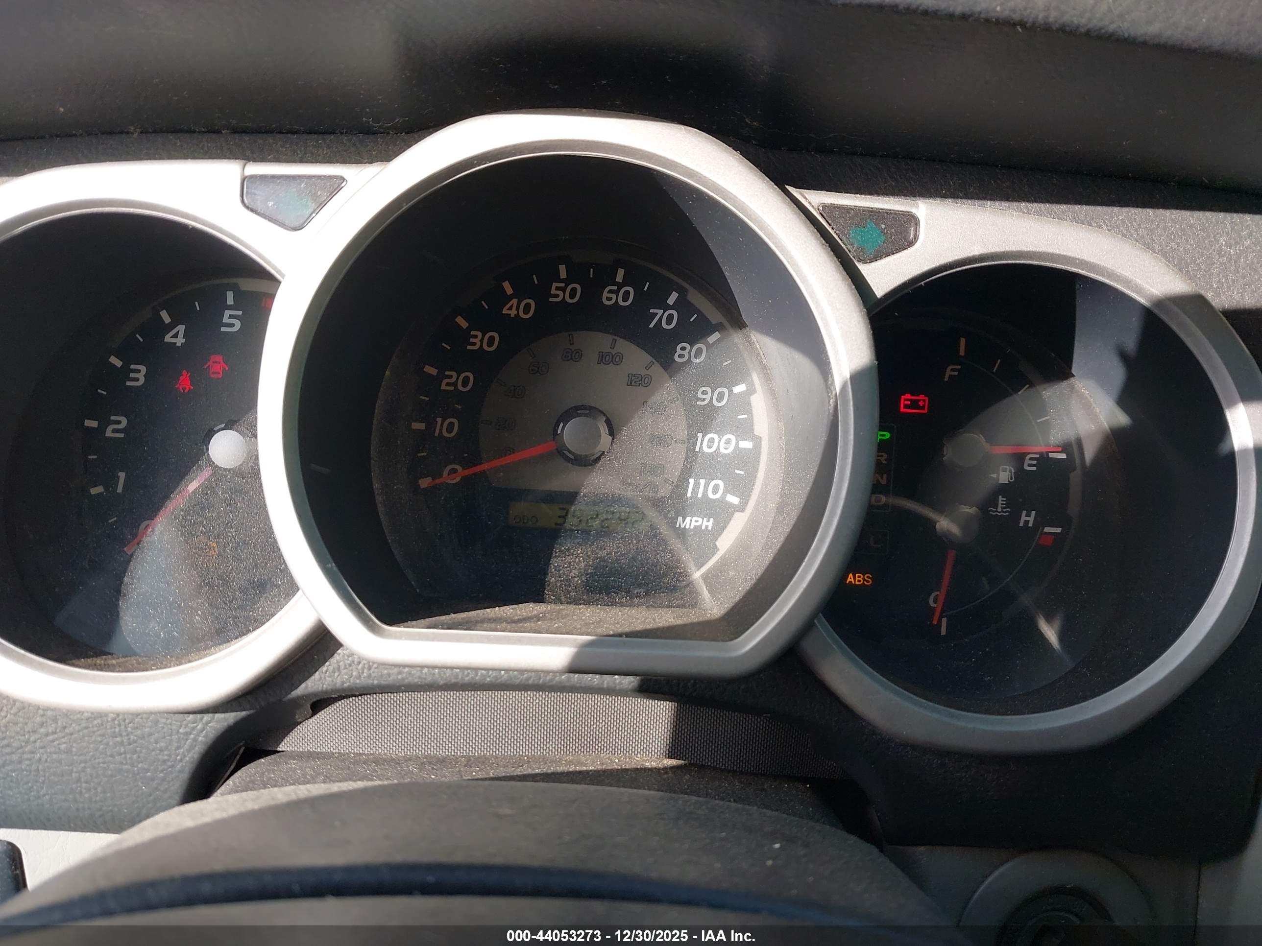 TOYOTA 4RUNNER image 7