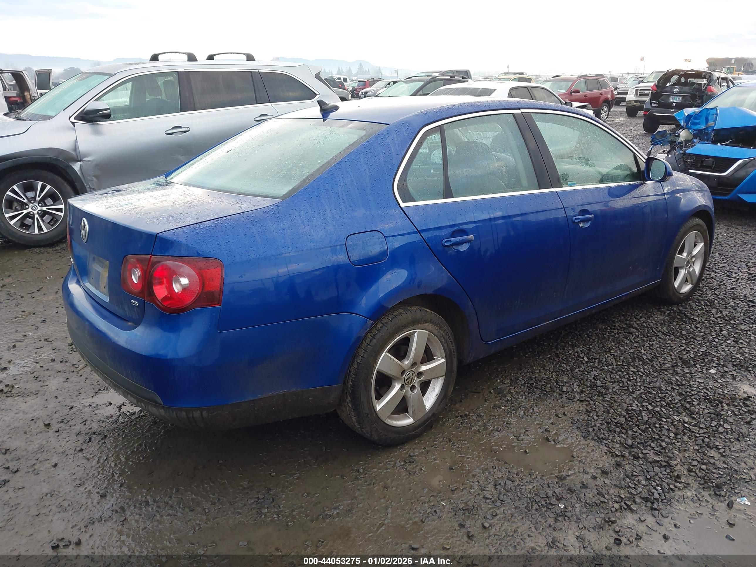 VOLKSWAGEN JETTA image 4