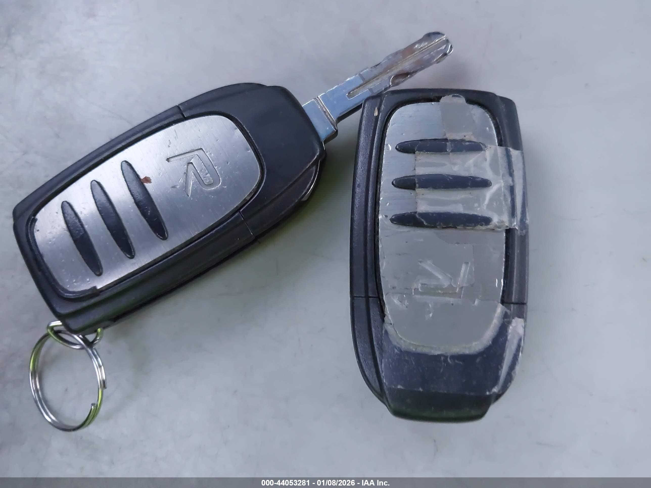 VOLVO V70 image 11